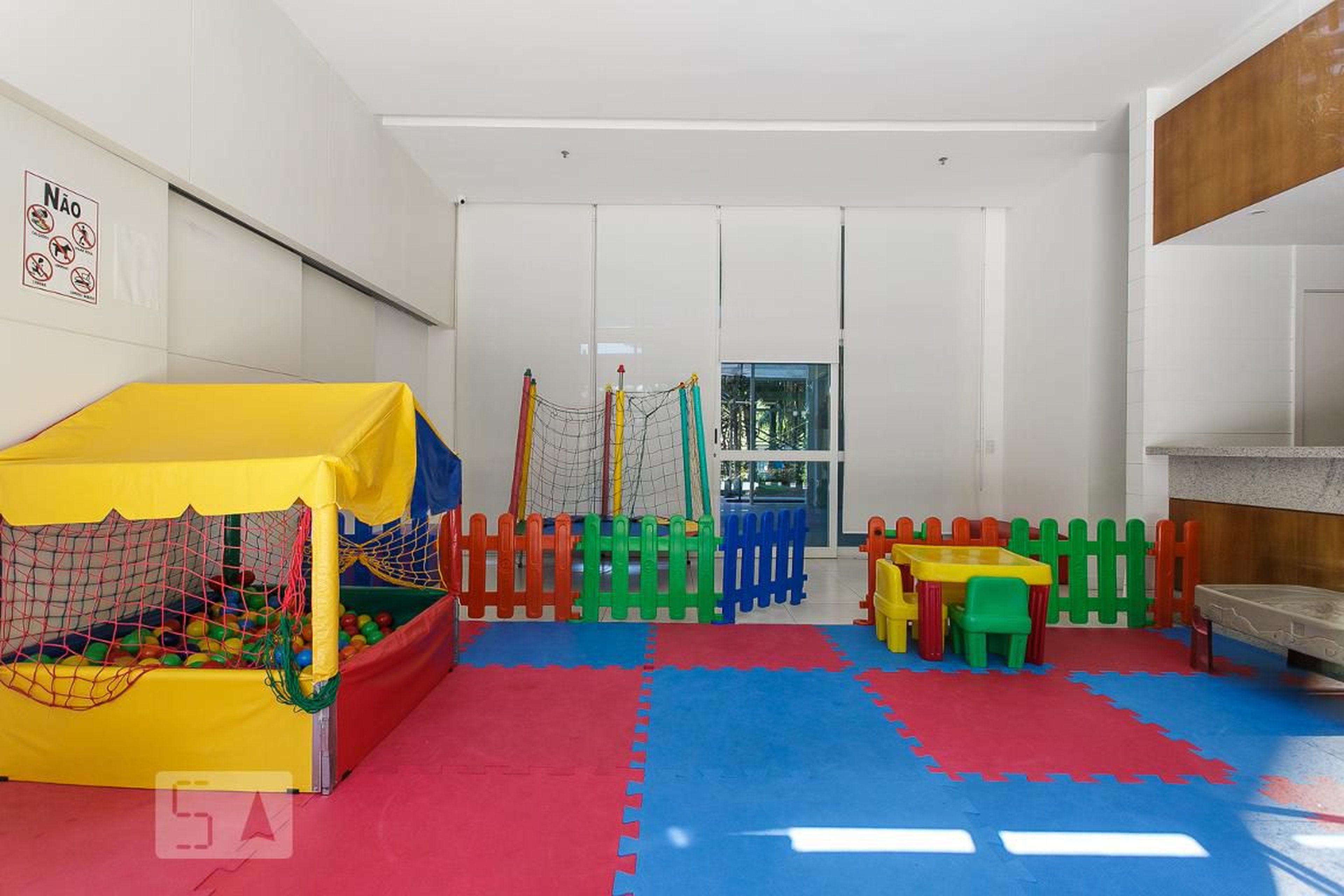 BRINQUEDOTECA - Praia de Itauna