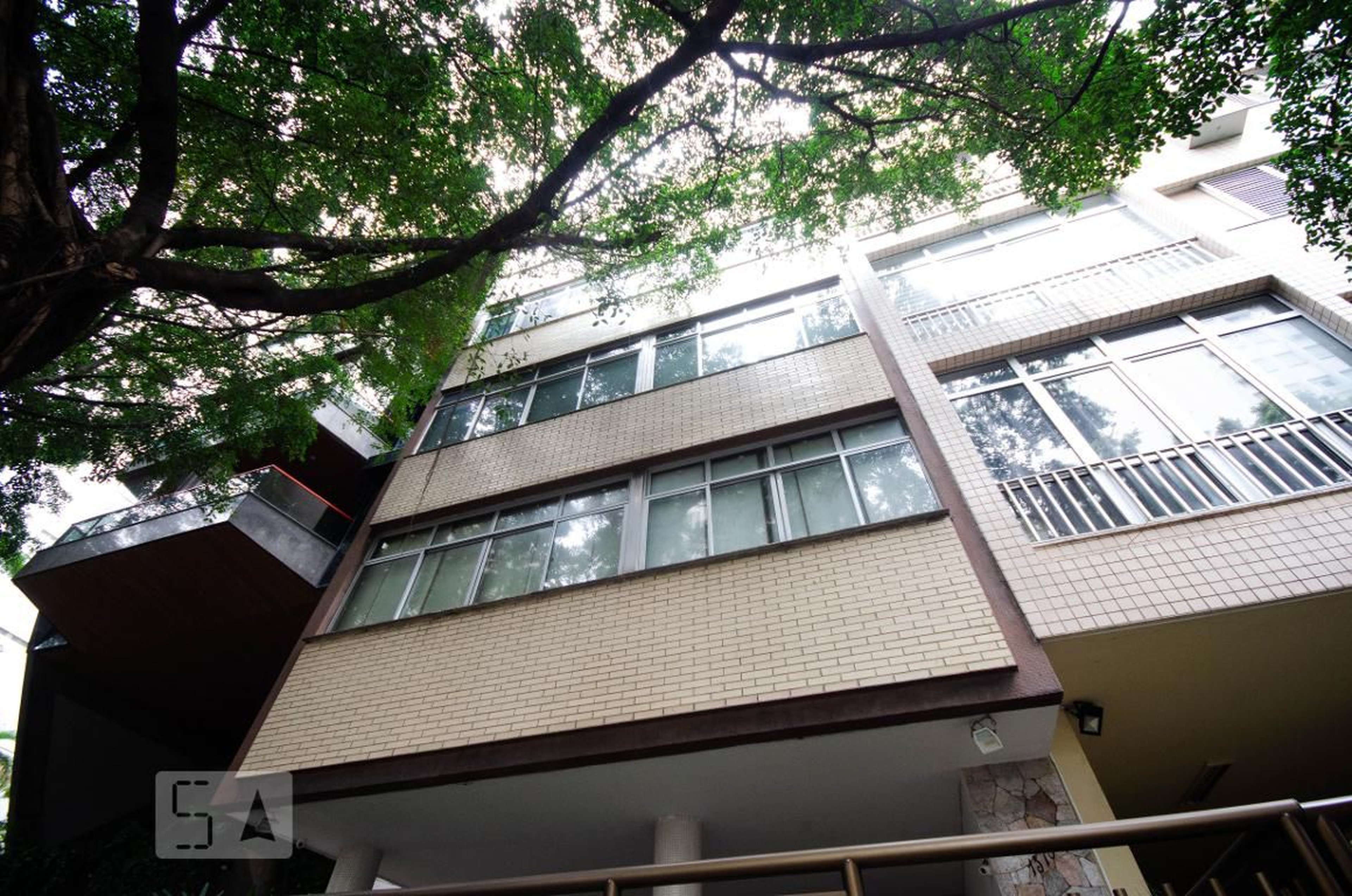 Fachada do Prédio Condomínio Cidade Mephis