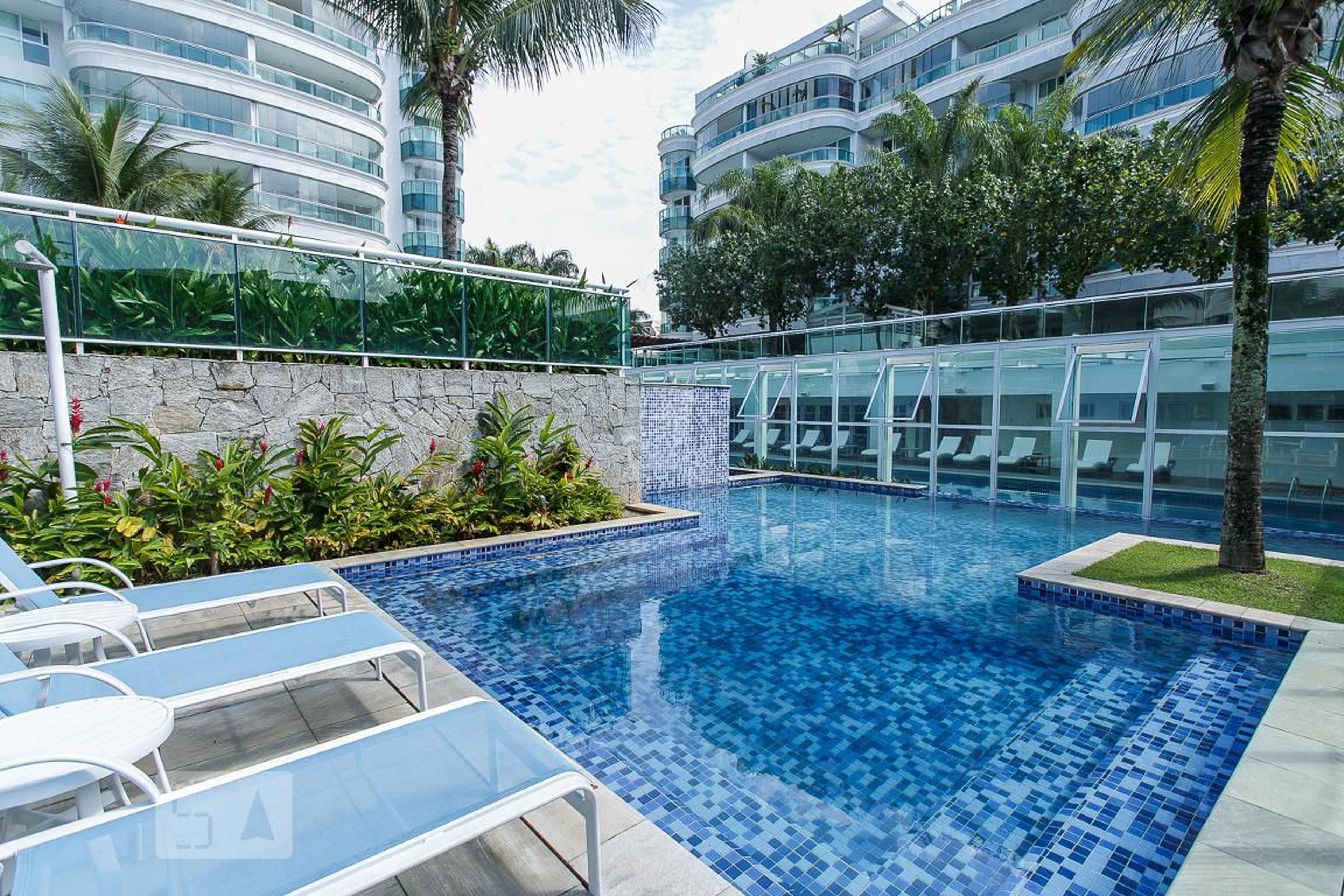 PISCINA - Les Residences de Monaco