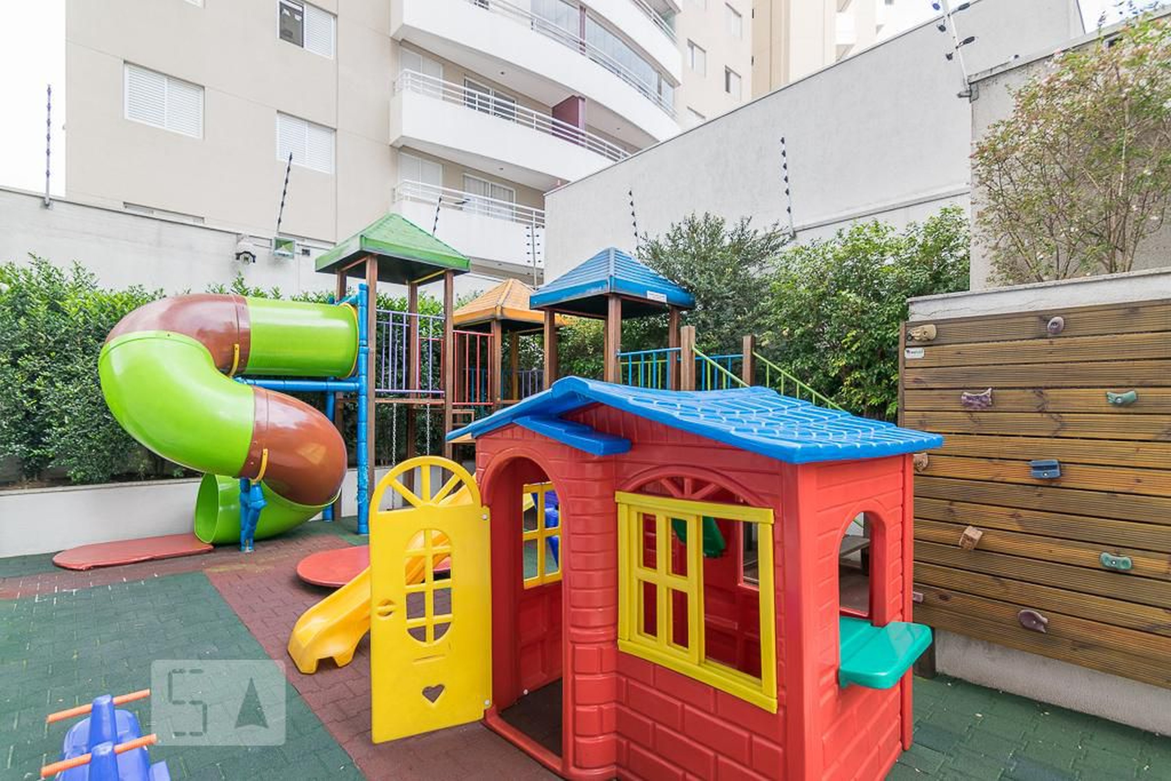 Playground - Le Griffe