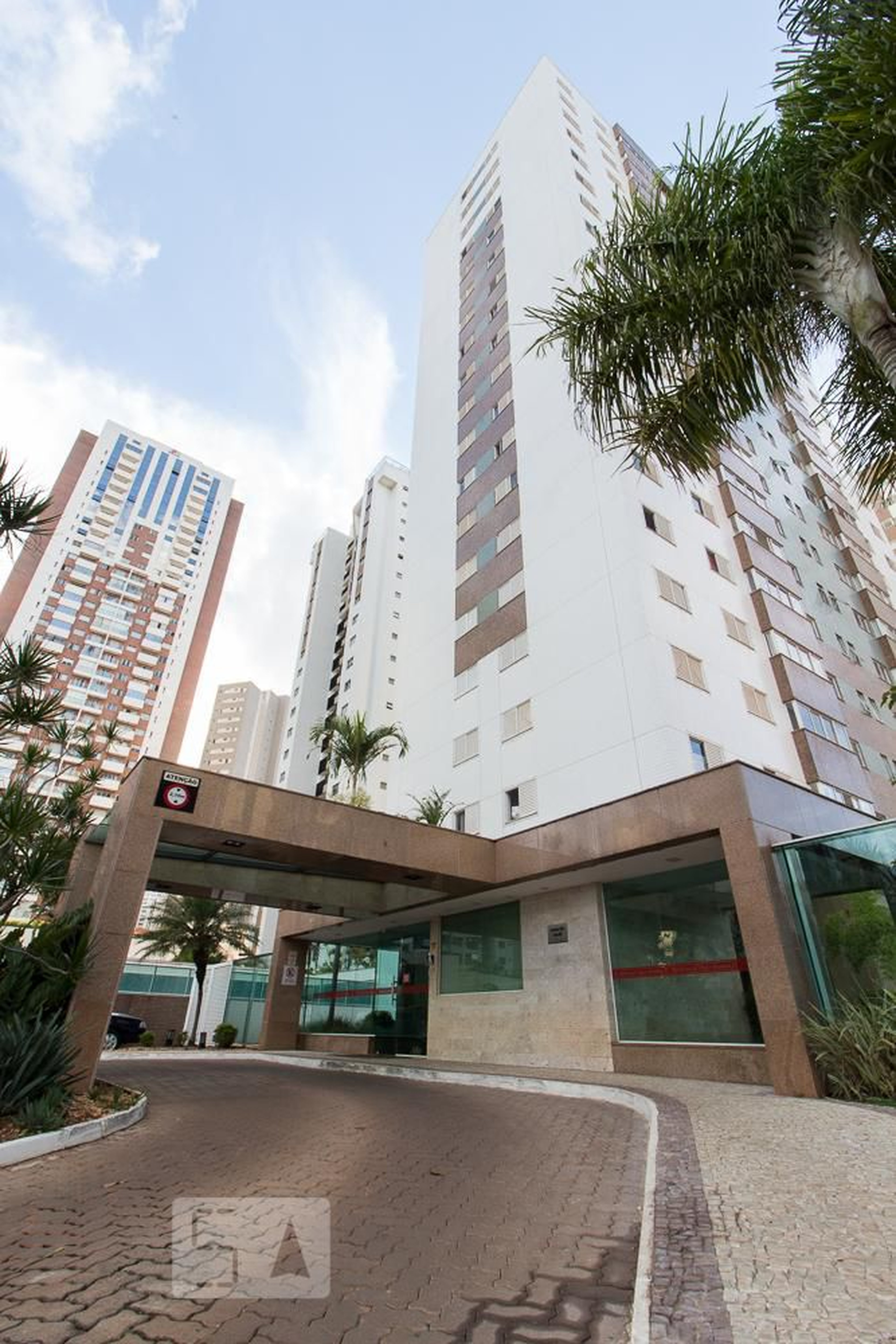 Fachada Condomínio em Q 206, 2