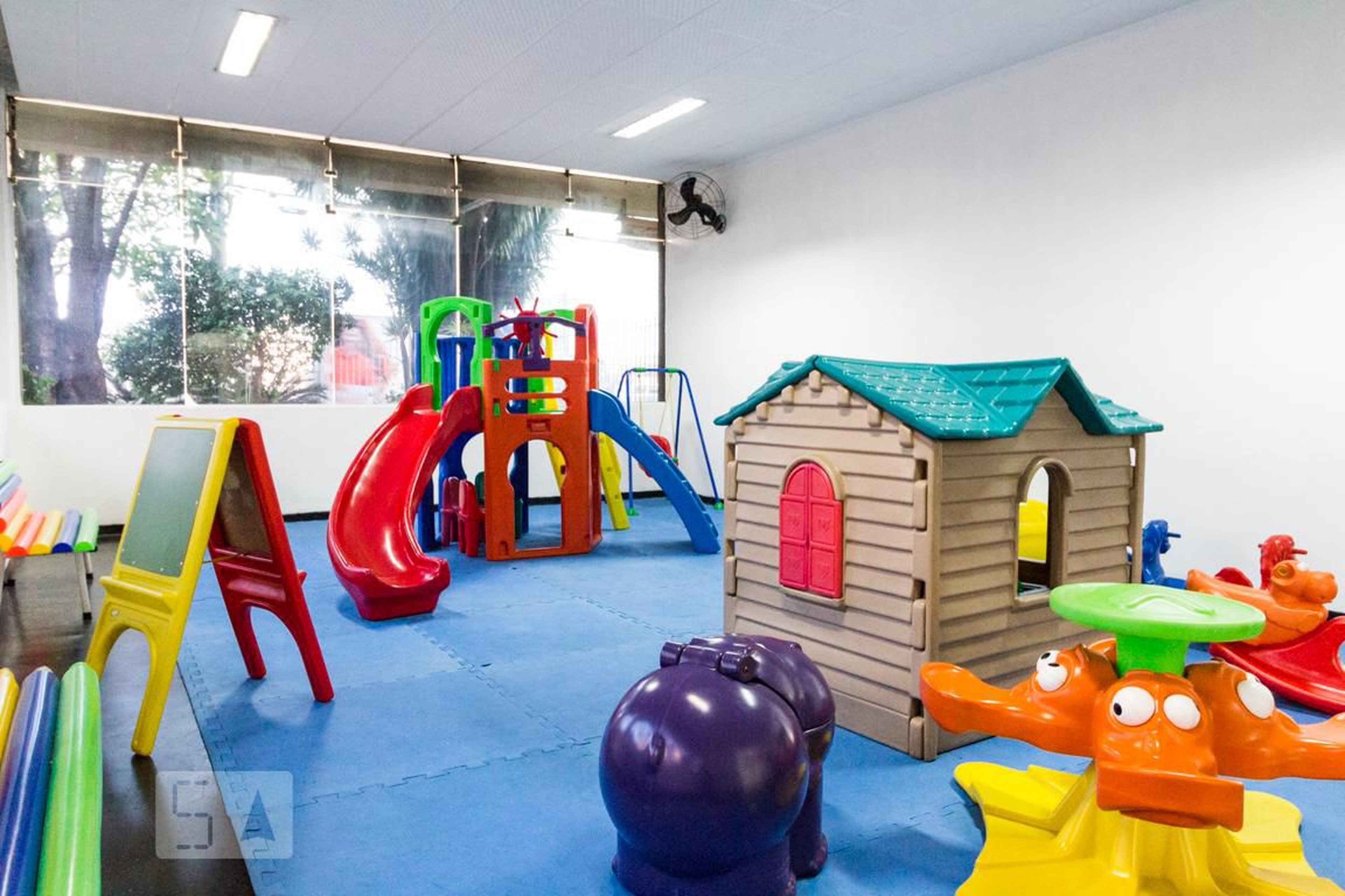 Playground - Jorge Nogueira Guimarães