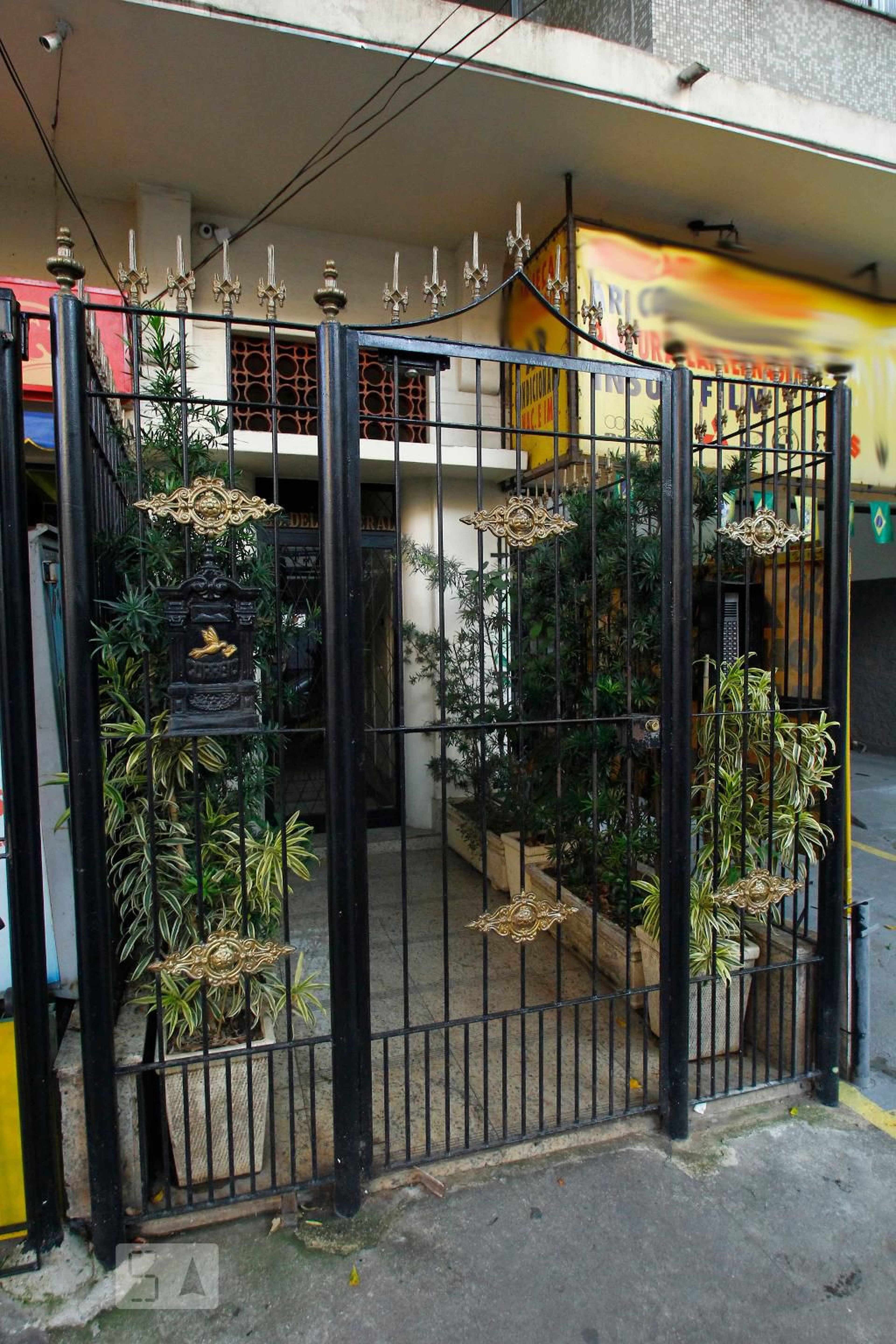 Entrada - Edifício Del. General