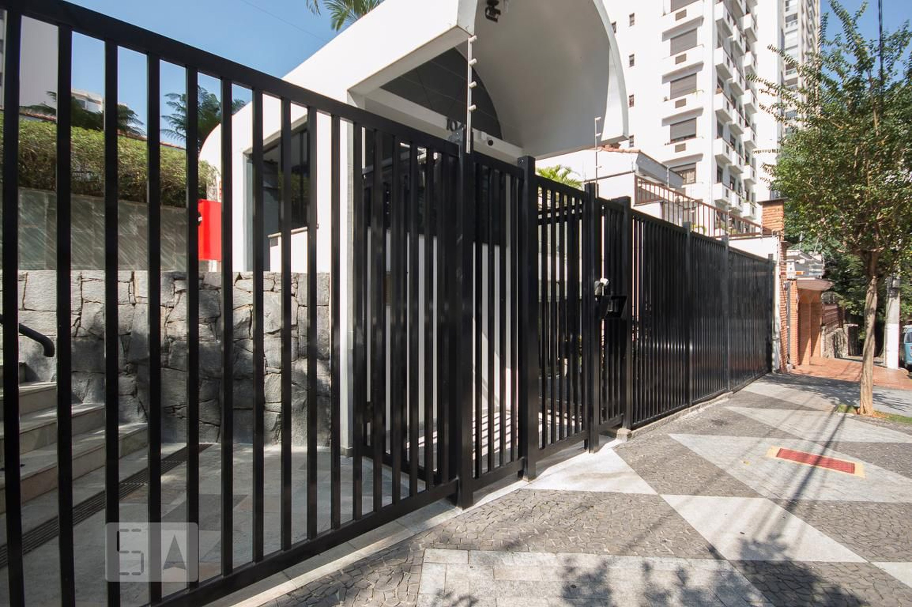 Fachada Condomínio Castel de Lugano