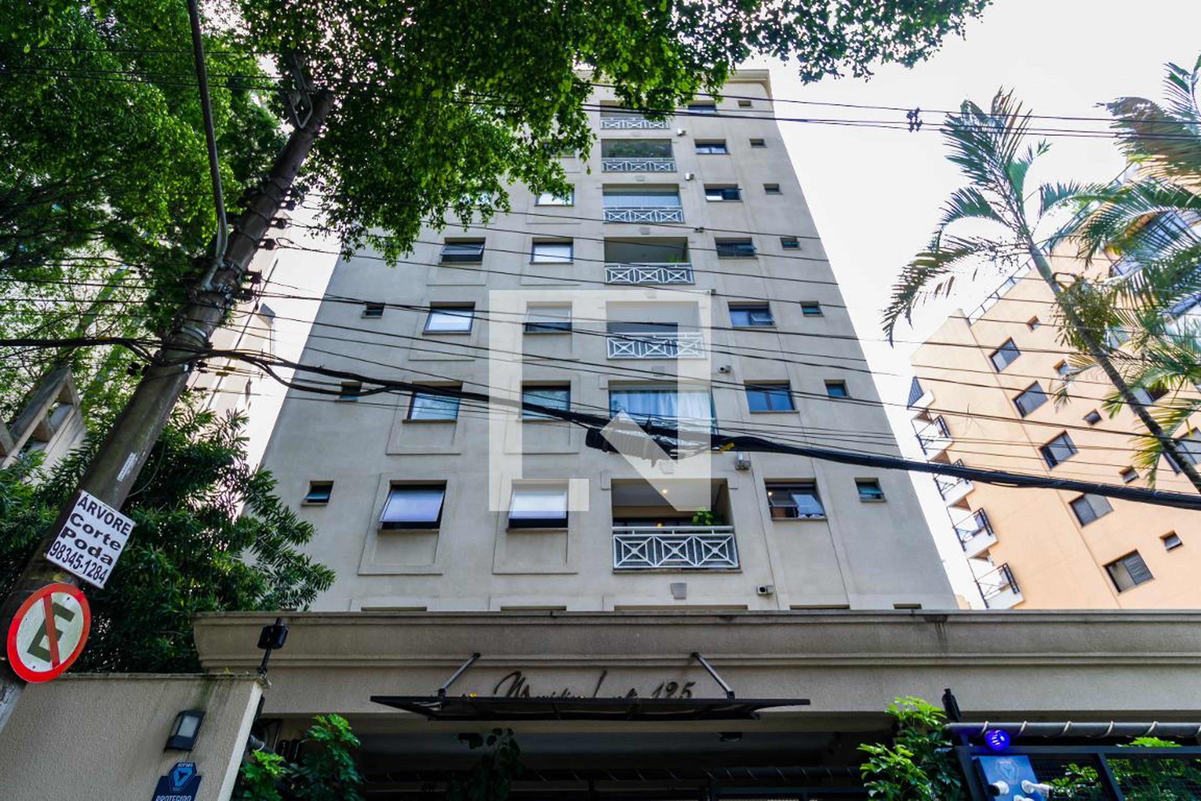 Fachada Condomínio Meridien Loft