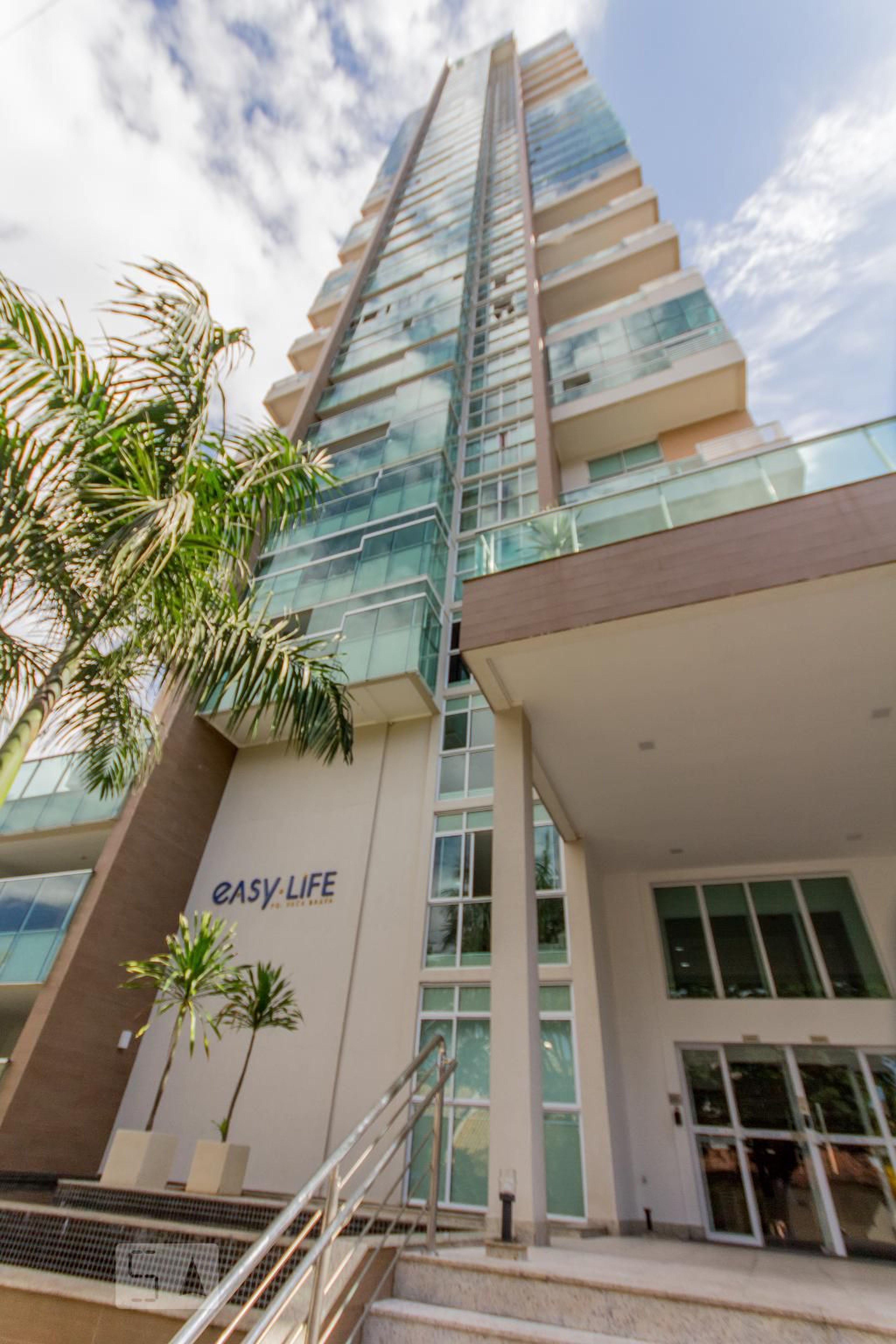 Fachada Condomínio em Rua T 55, 1094