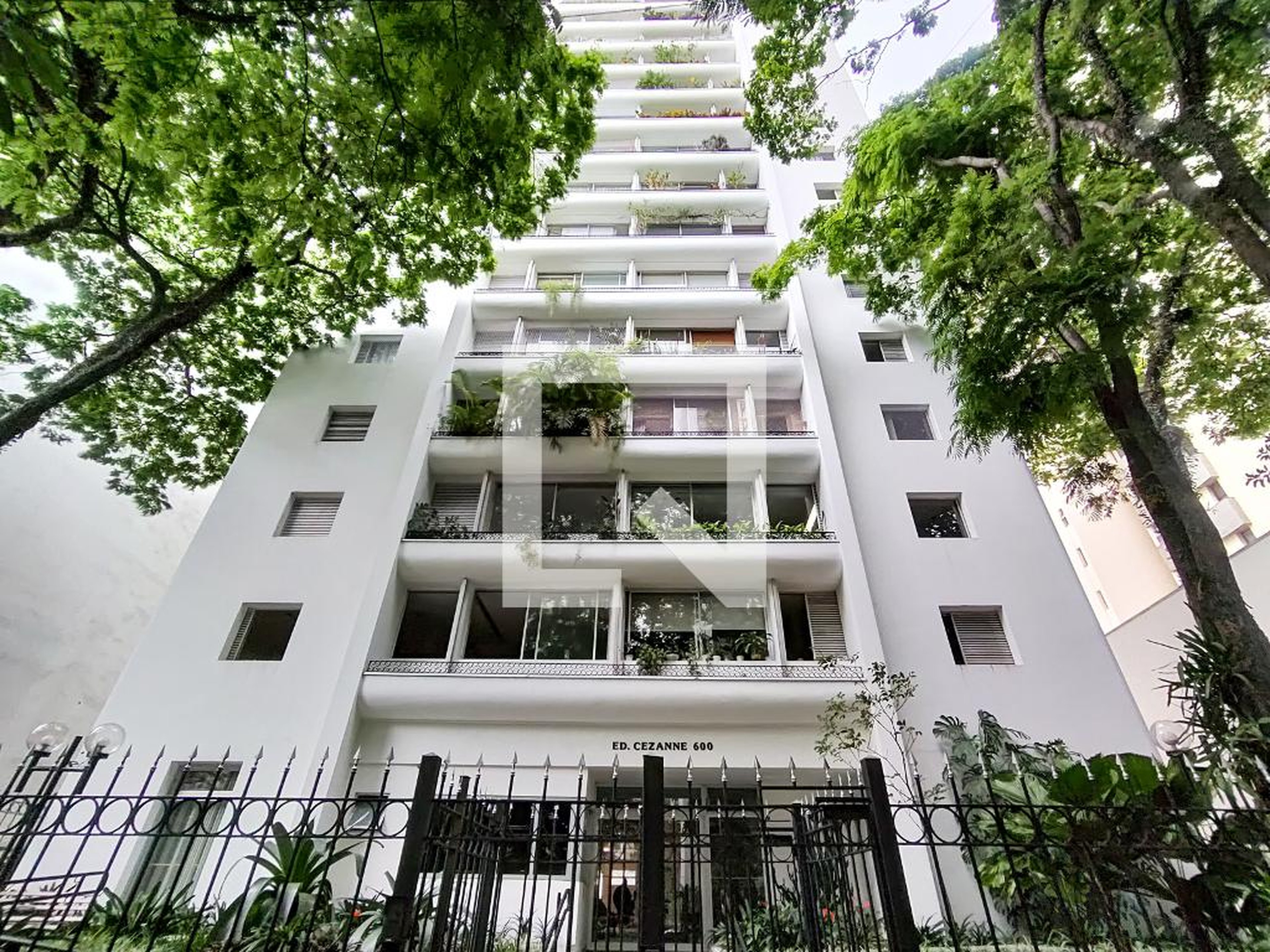 Fachada Condomínio Cezanne