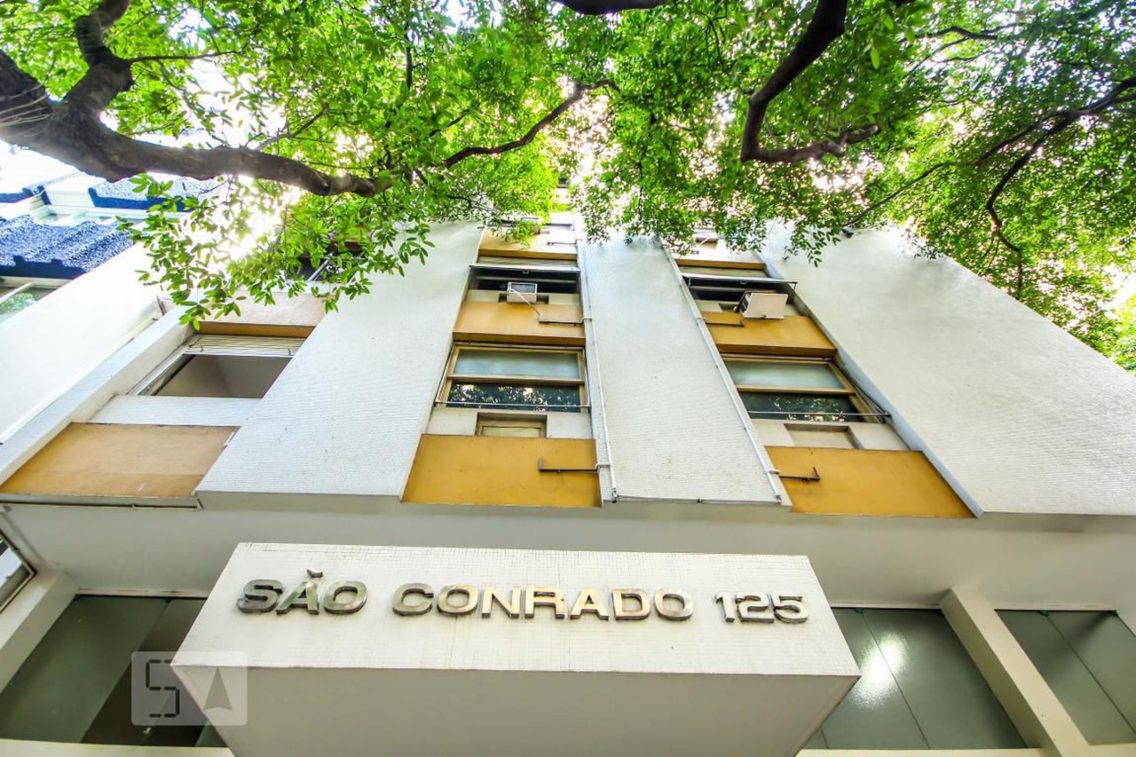 Fachada do prédio Condomínio São Conrado
