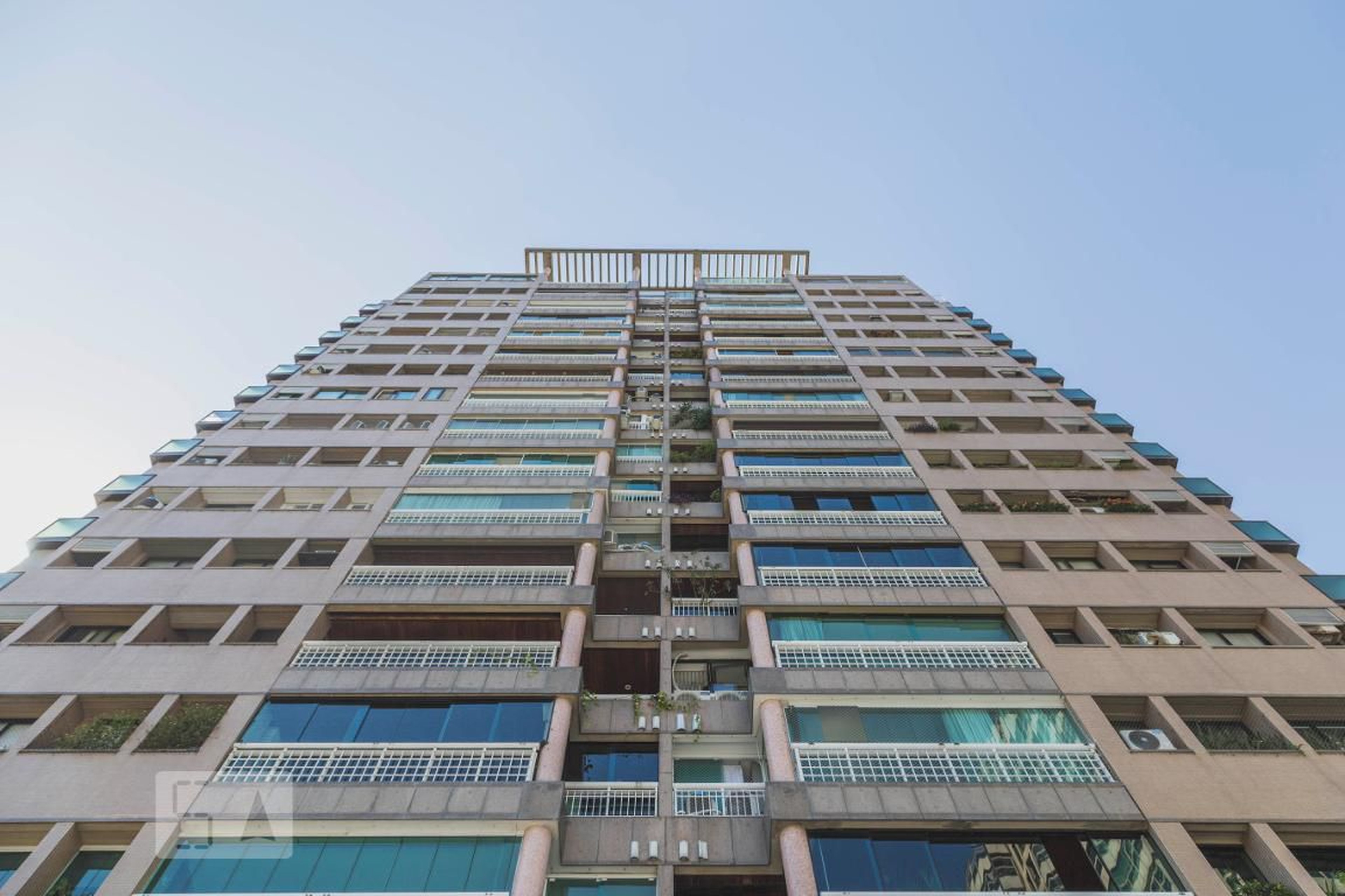 Fachada do prédio Condomínio Alfa Classic