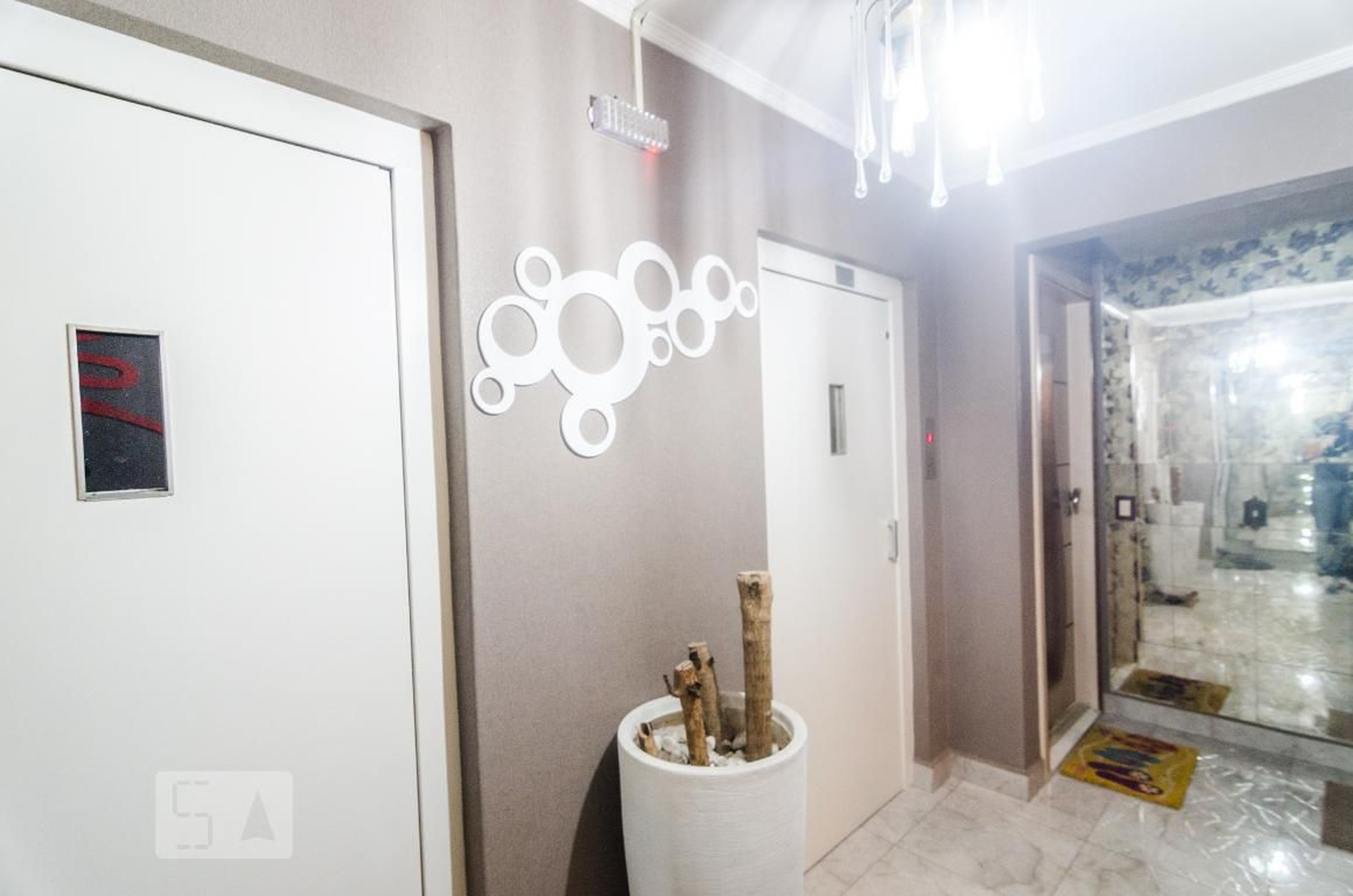 Elevador - Edificio  Fiorella