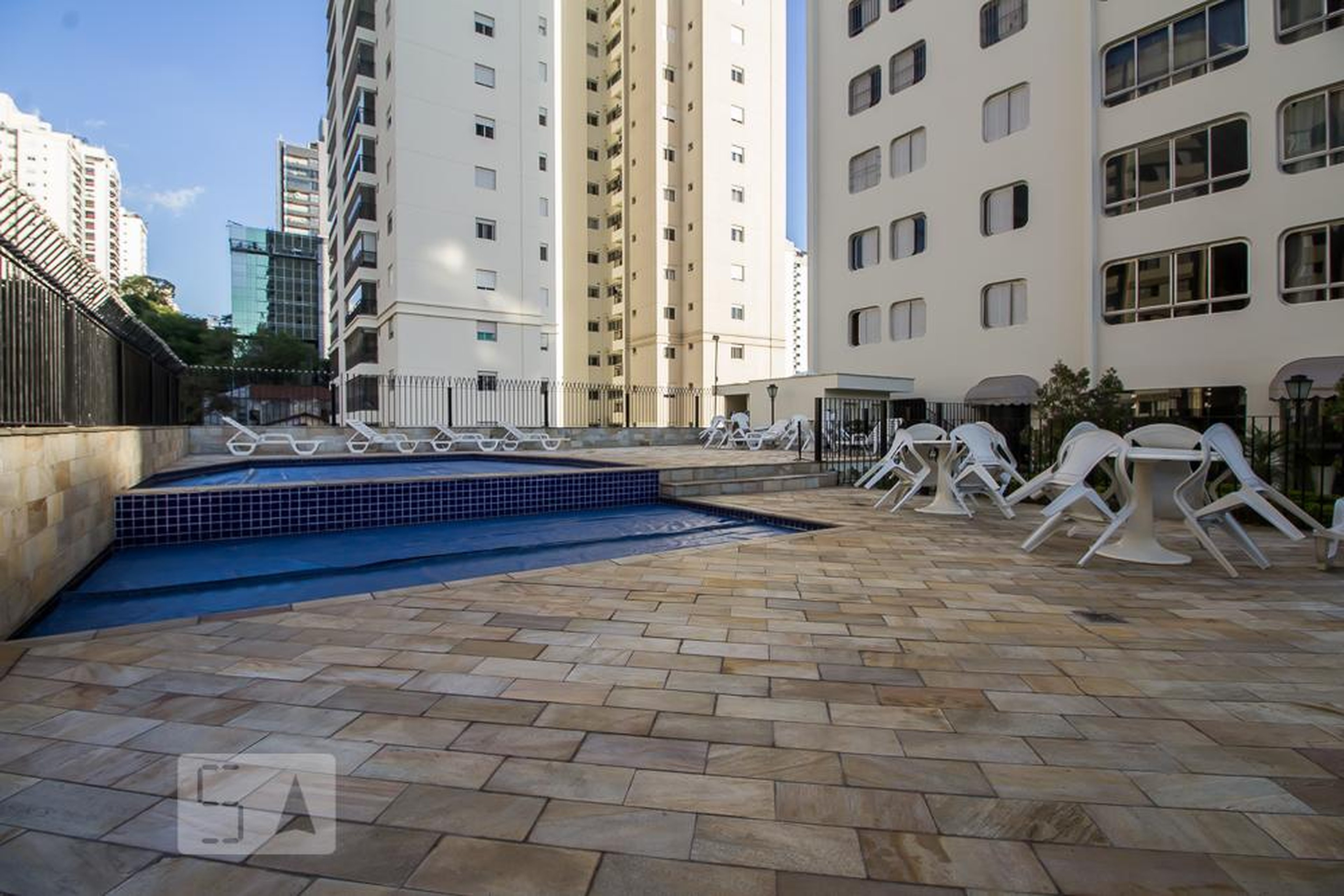 Piscina infantil - Edifício Giovanni Bellini