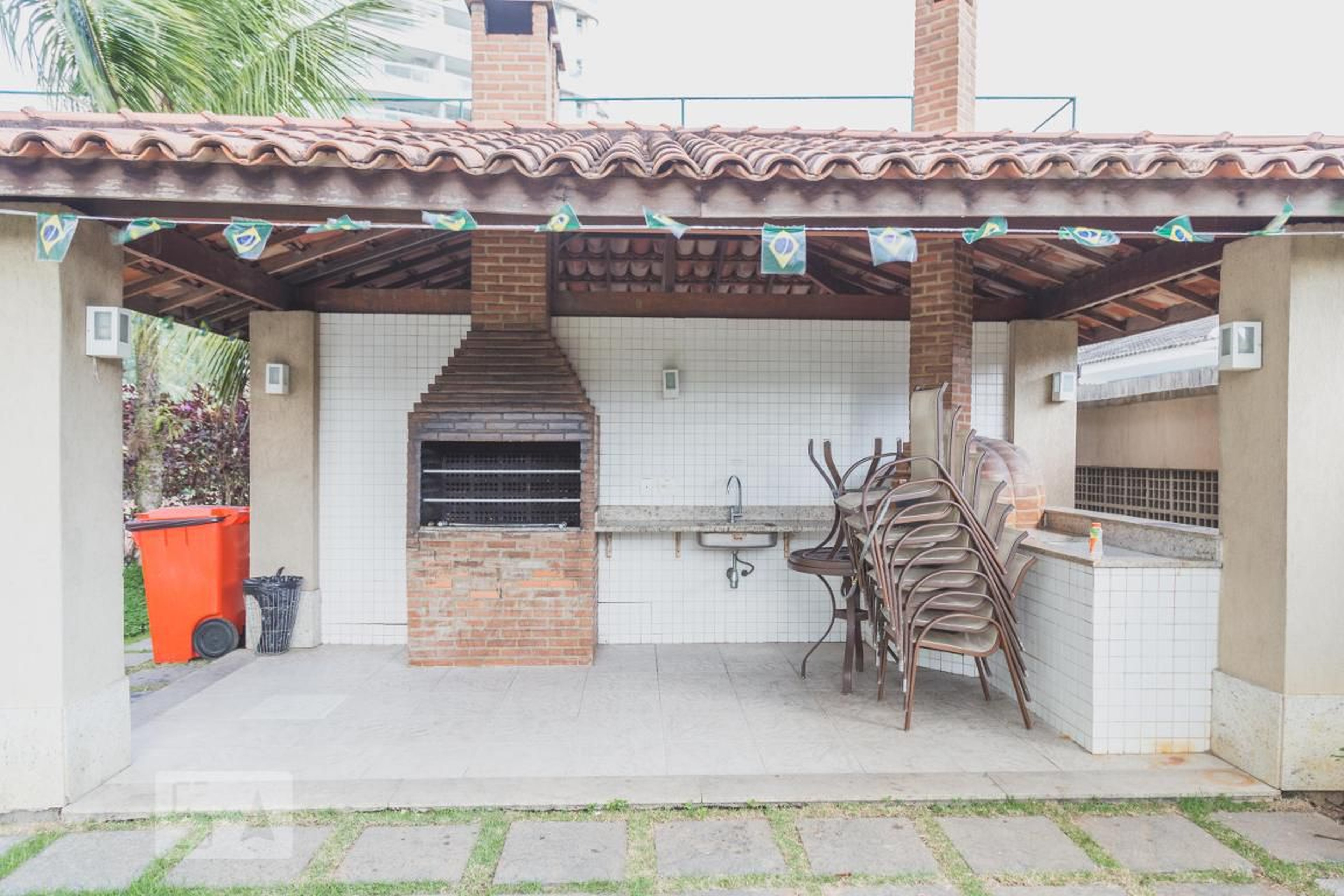 Churrasqueira 2 - Blue Vision