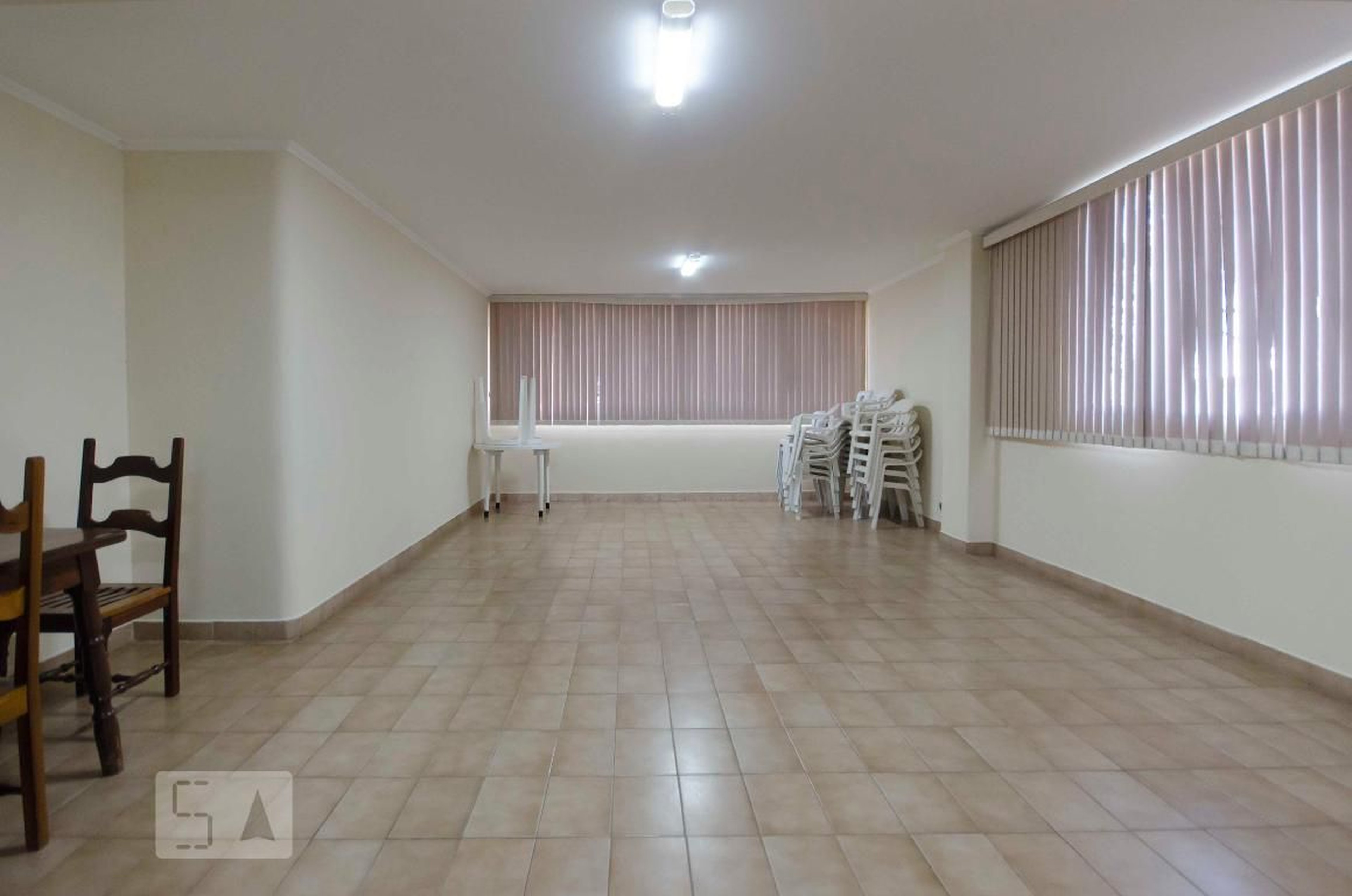 Salão de festa - Camilo Meira