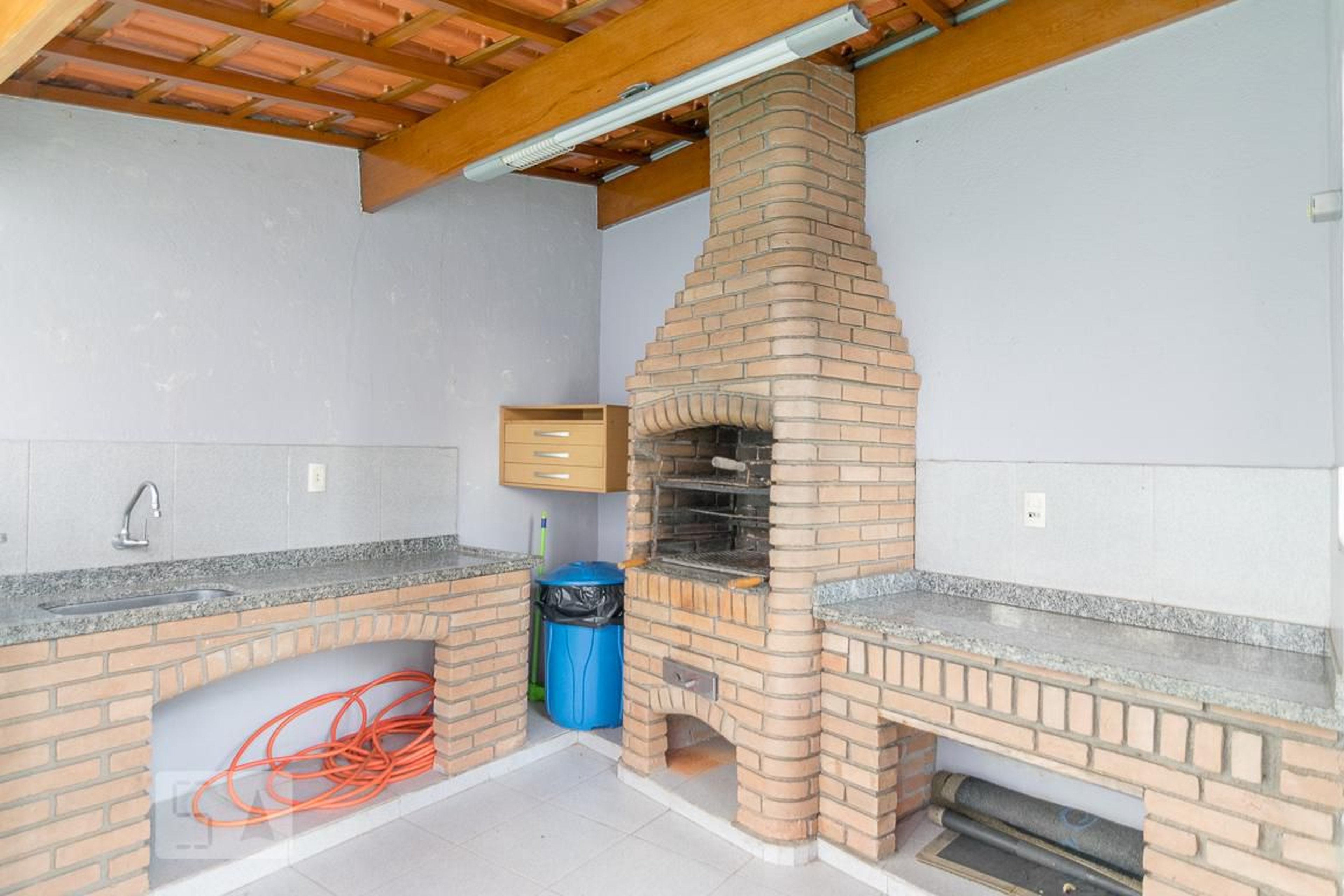 Churrasqueira - Edifício Itana