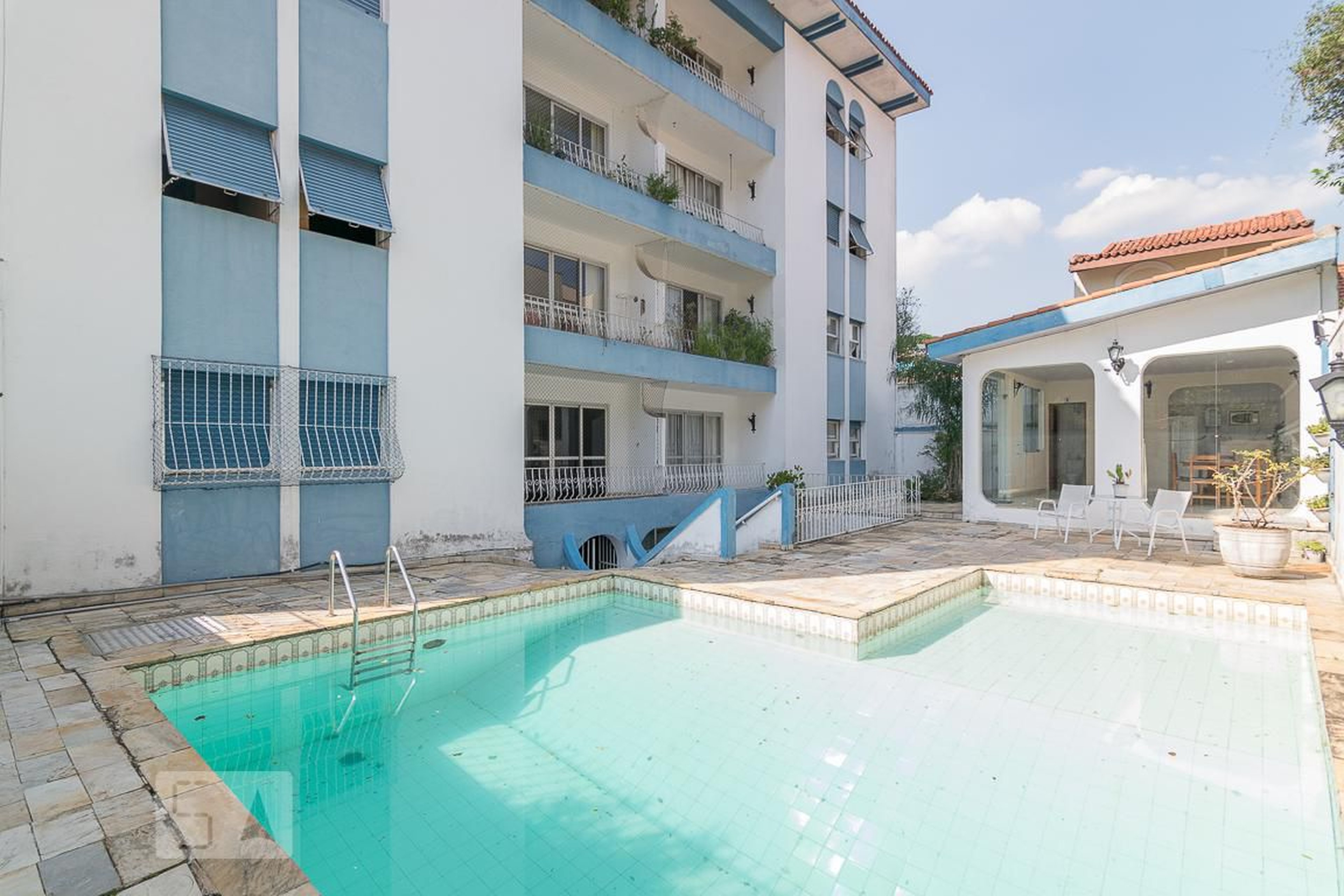 Piscina - Edifício Manaus