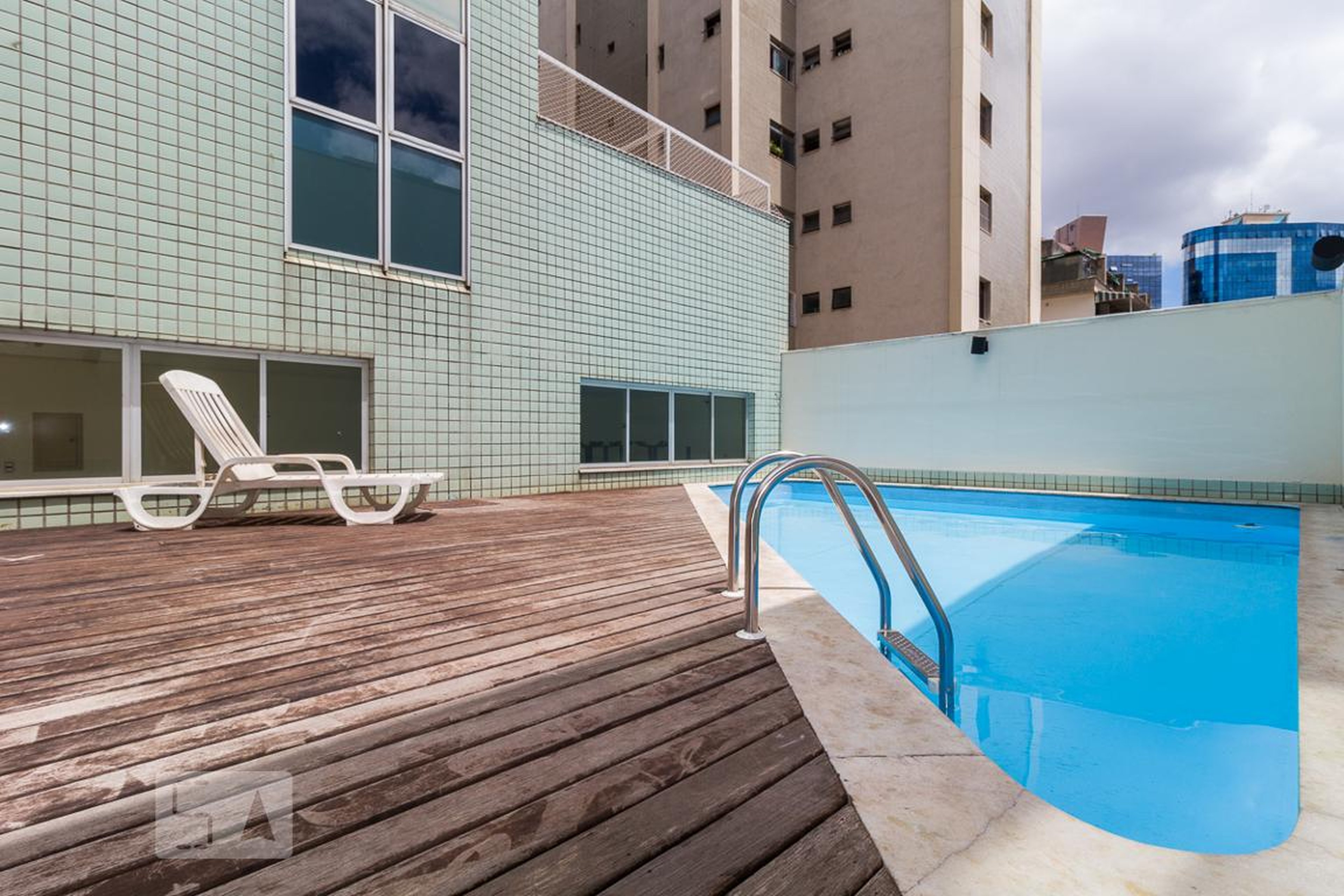Piscina - Edifício Van Gogh