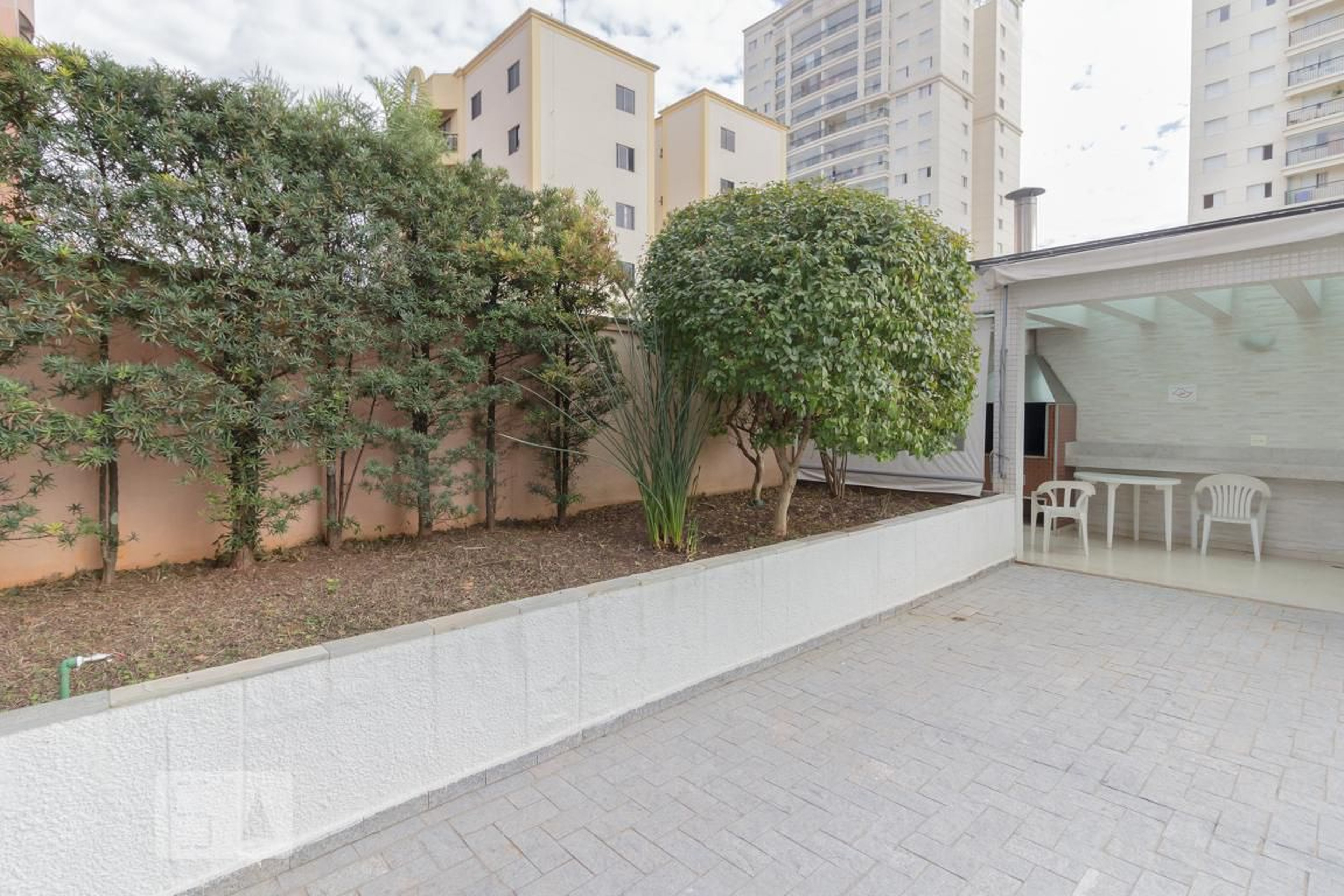 Churrasqueira - Residencial Montreux