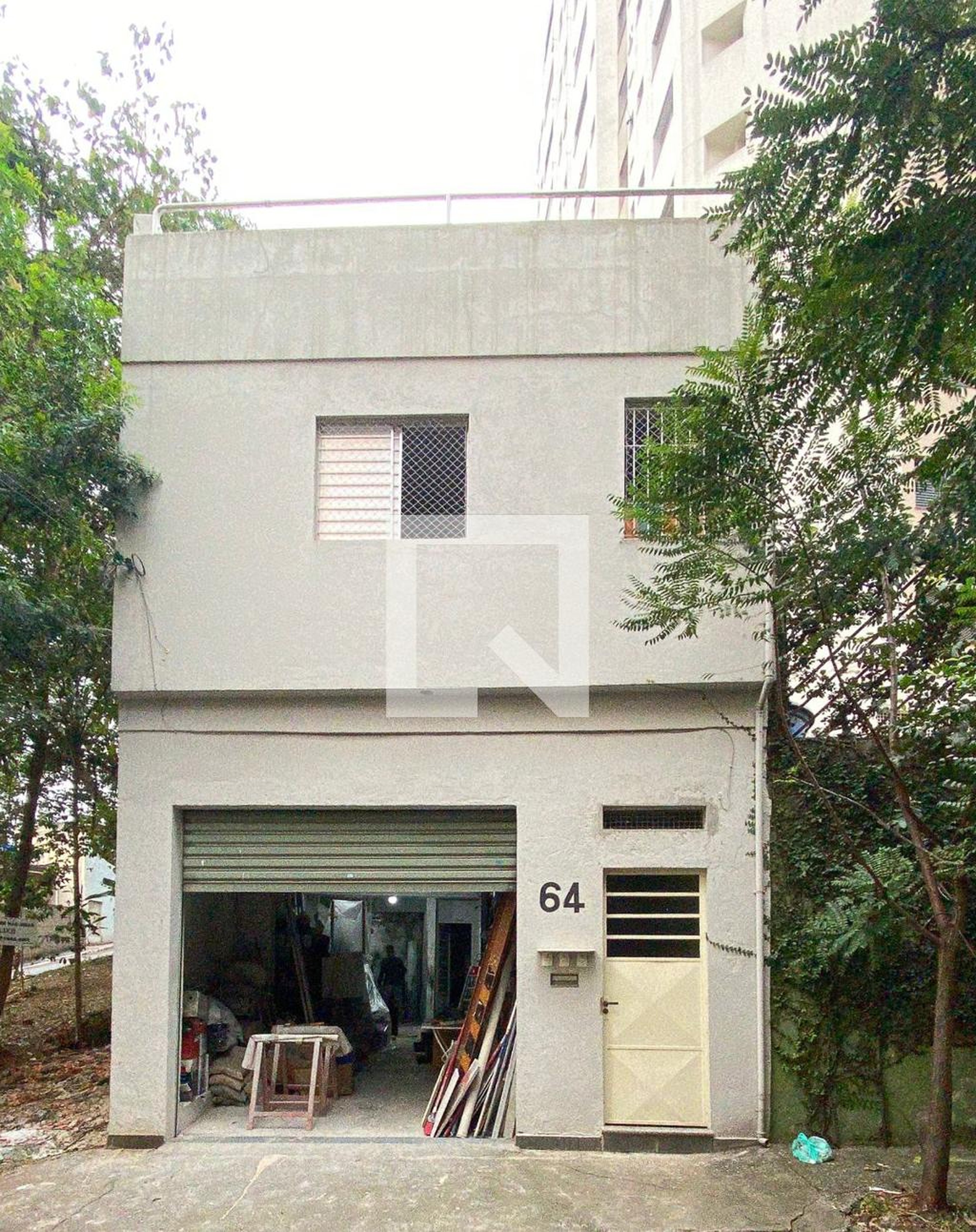 Fachada Condomínio em Travessa Henrique Arcuri, 64