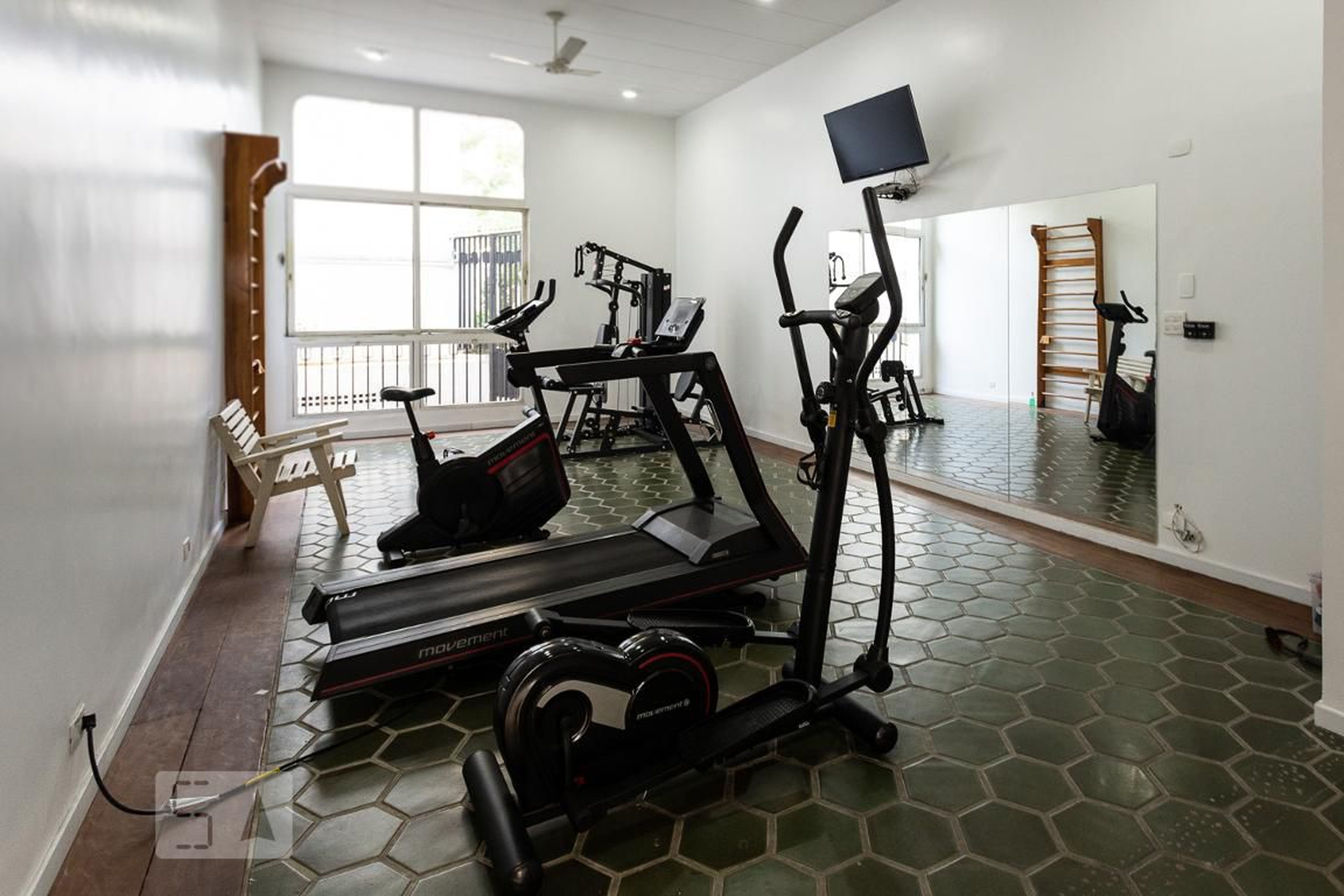 Academia - Edifício Barão Monjardim