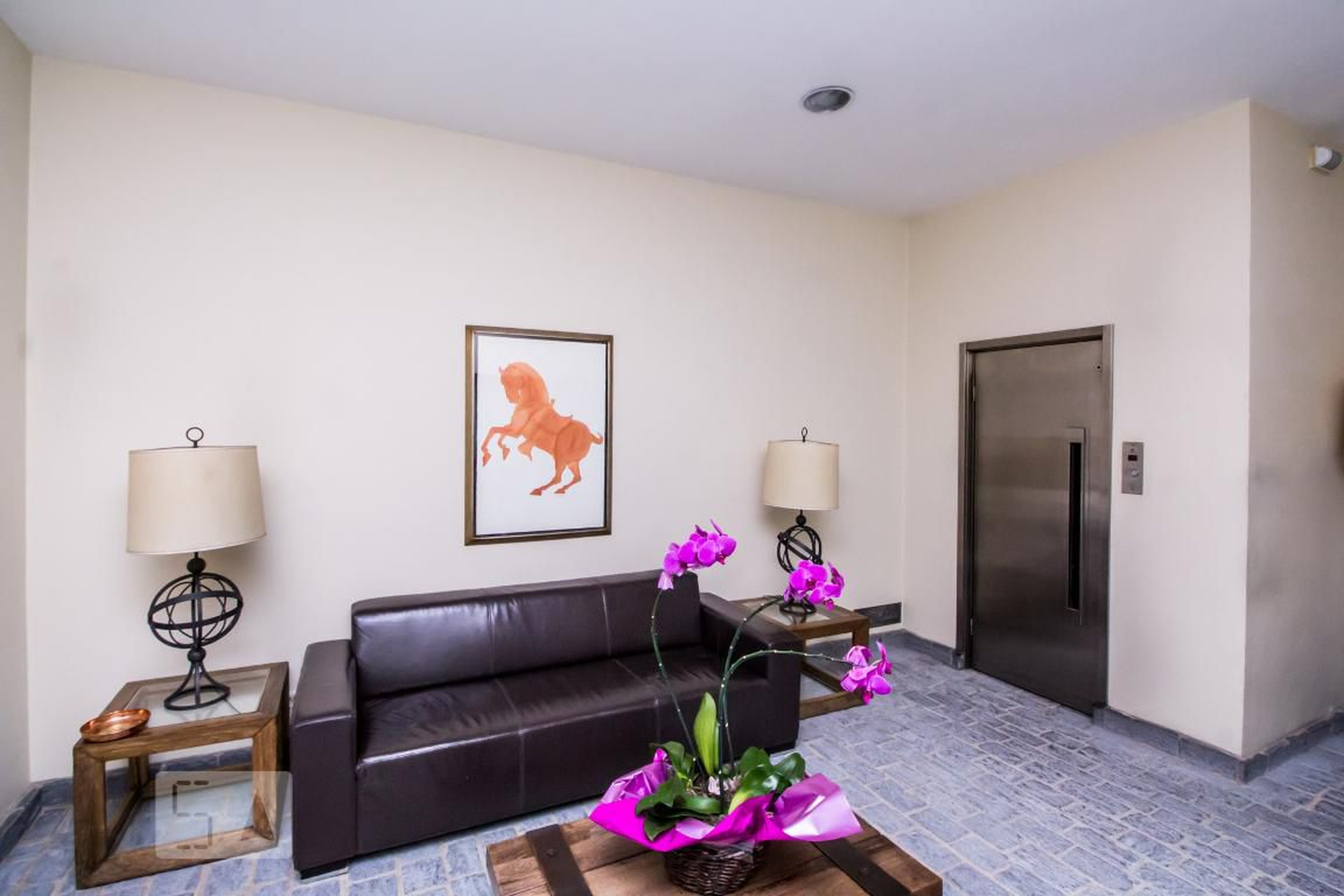 HALL - Barão de Petrópolis