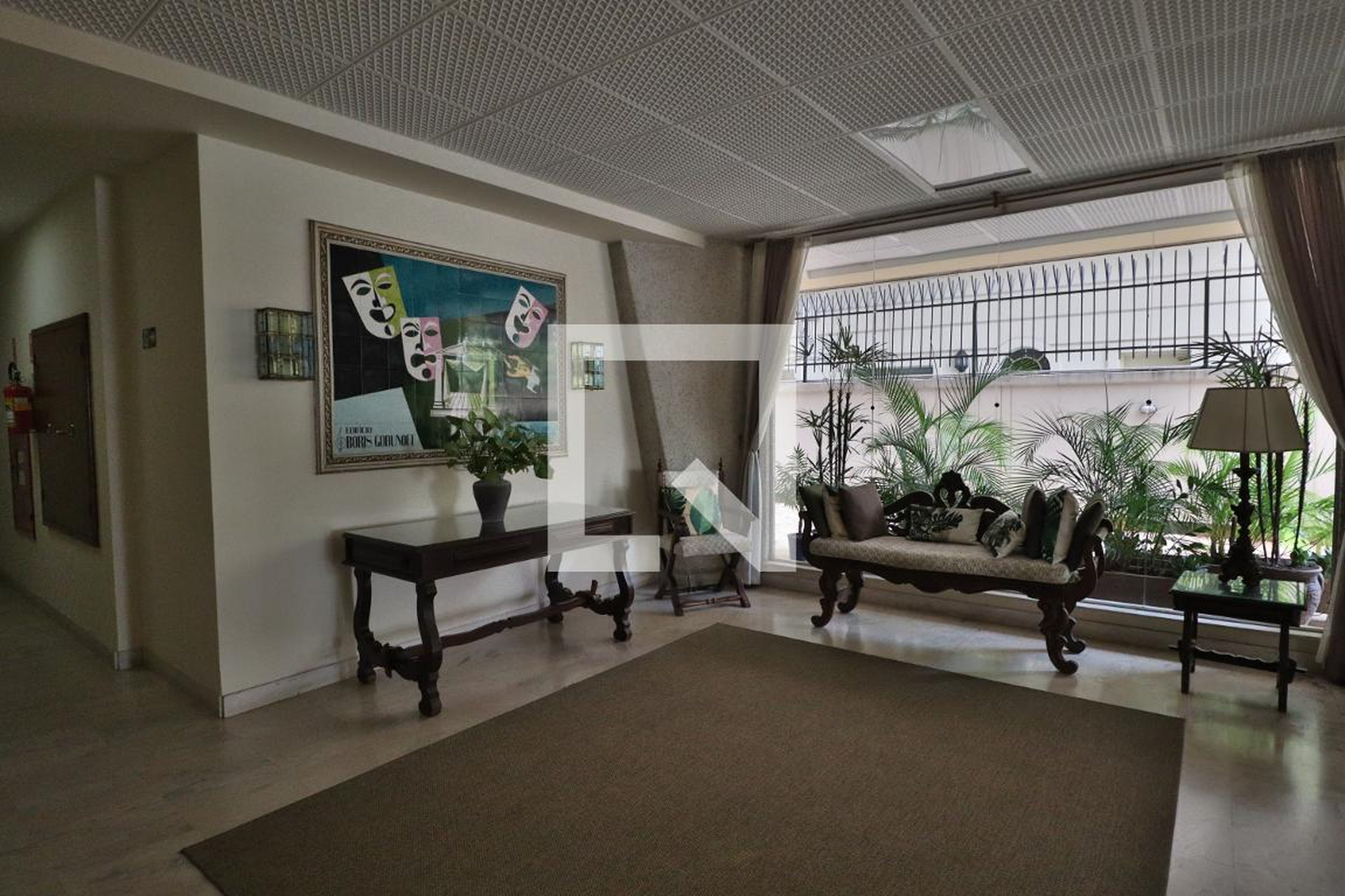 Hall - Boris Goldunoff