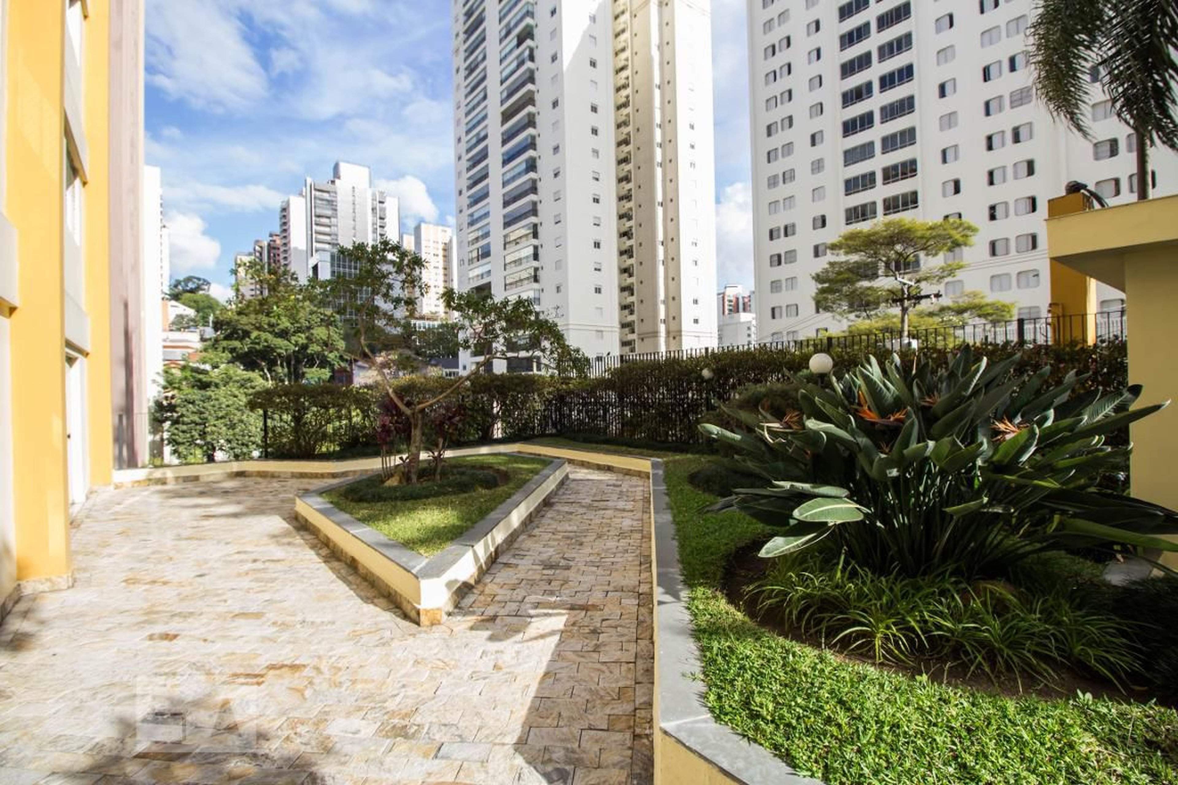 Área externa - Duque Guimarães