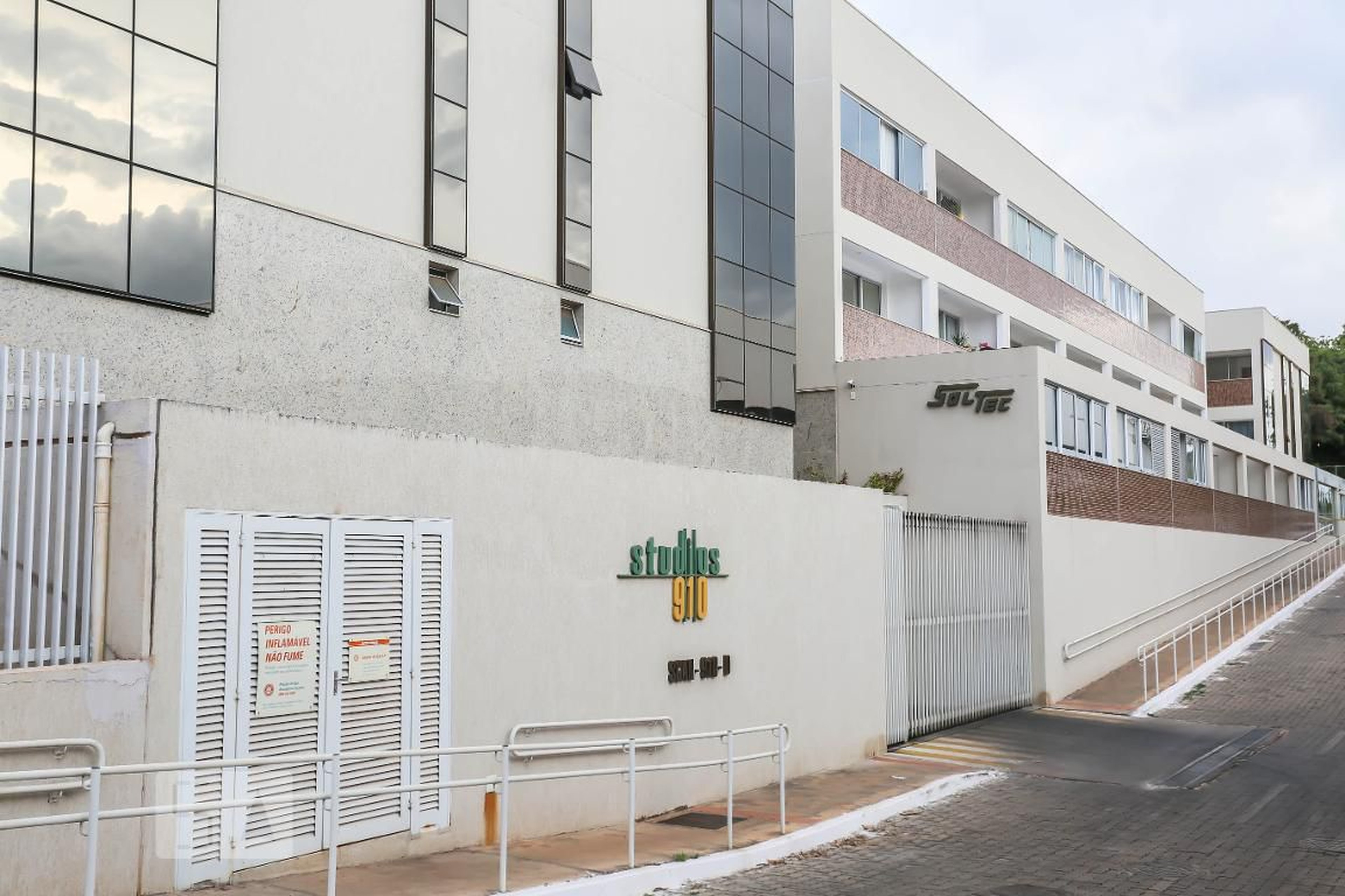 Fachada Condomínio Studios 910