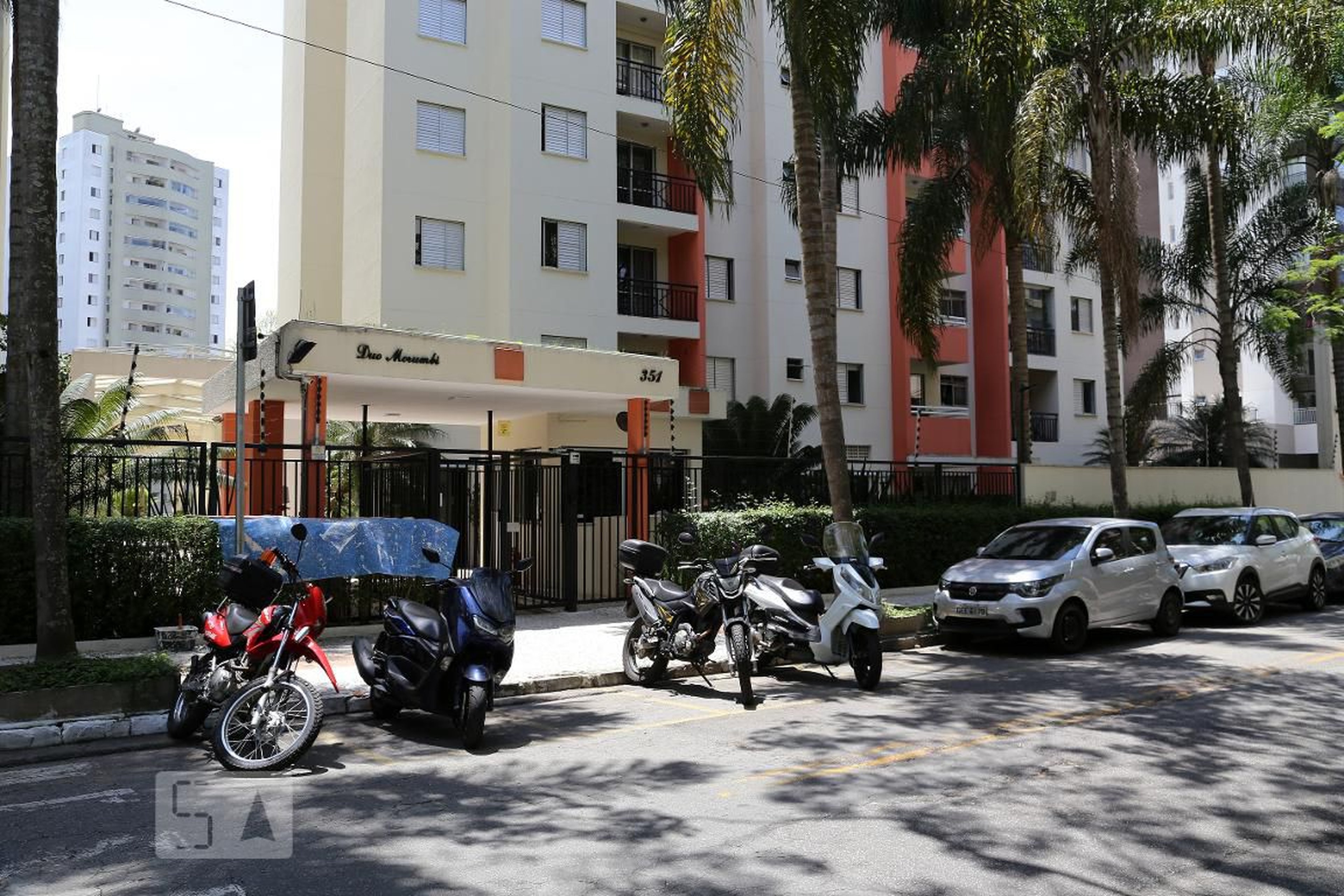Fachada do Condomínio Condomínio Duo Morumbi