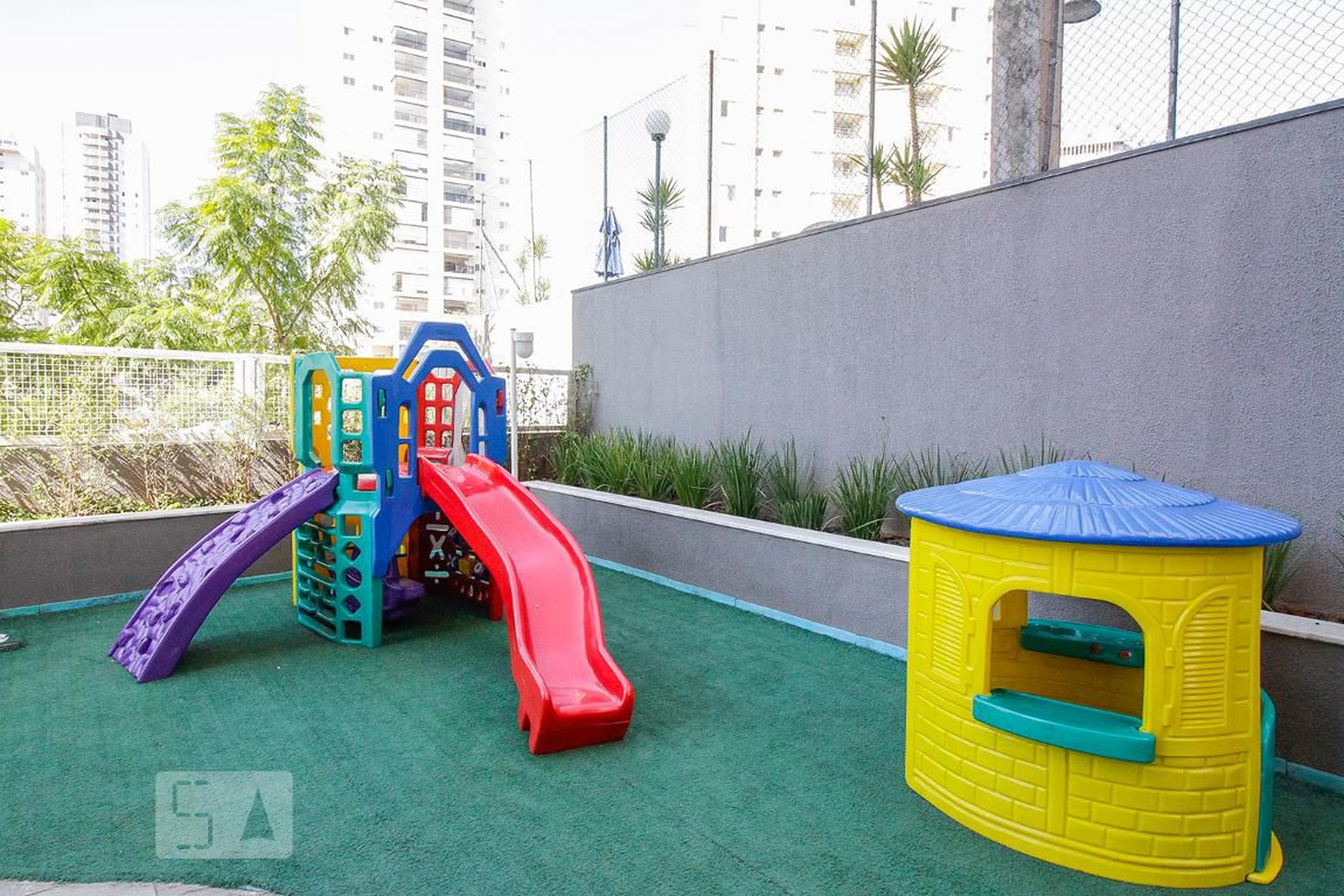 Playground - Heliodora