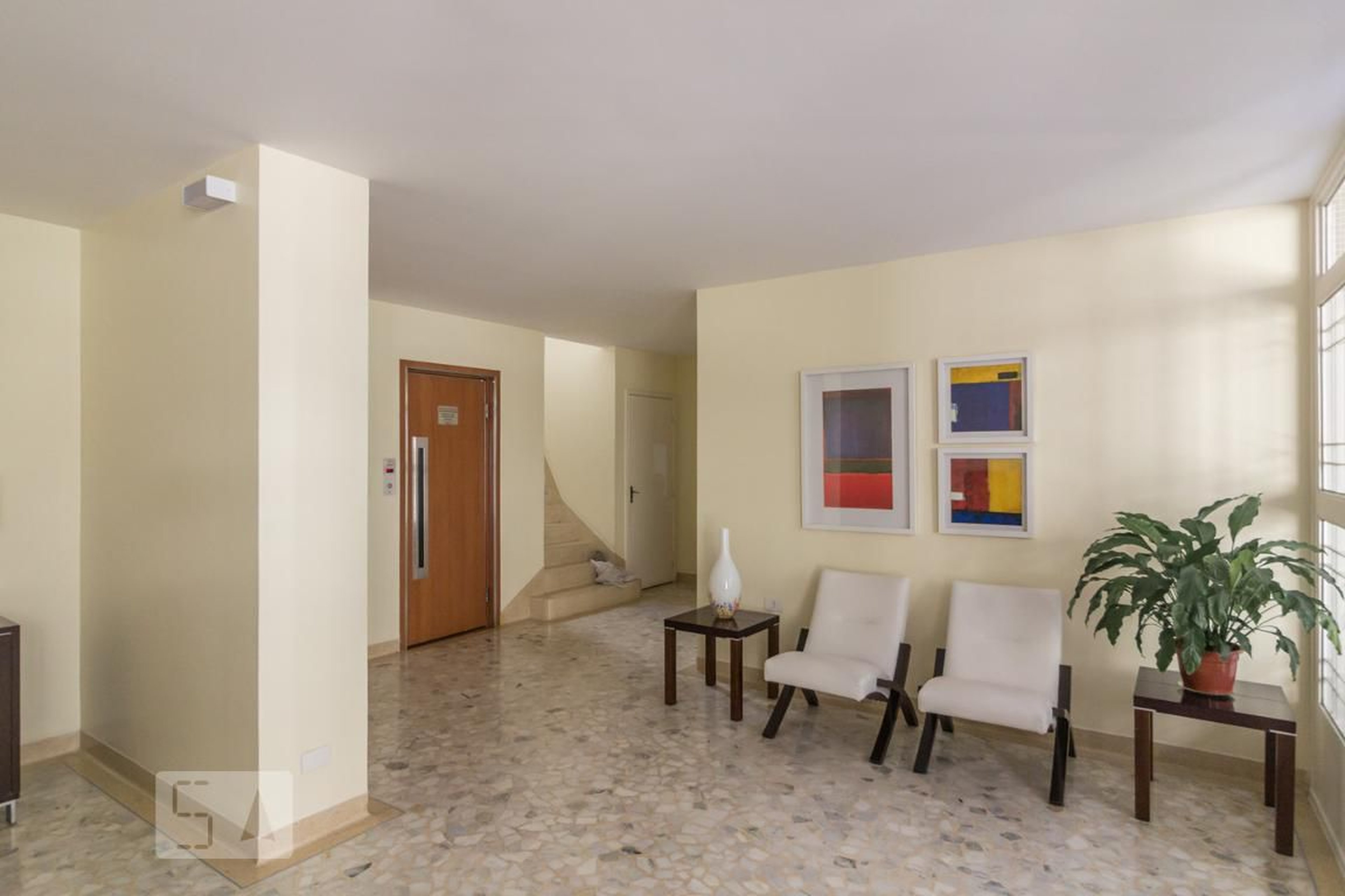 Hall de entrada Condomínio Adine