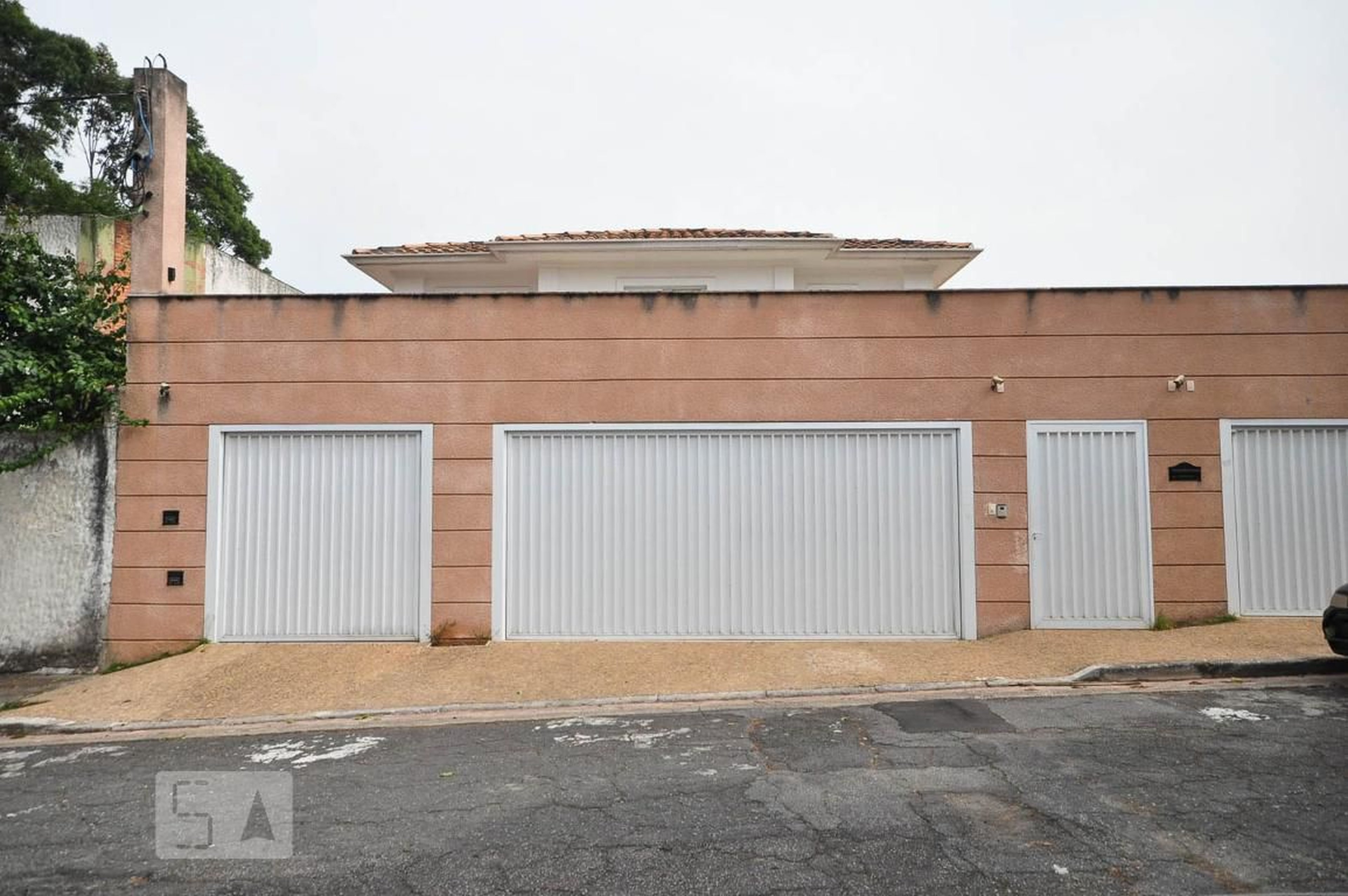 fachada Condomínio em Rua Wagih Assad Abdalla, 212