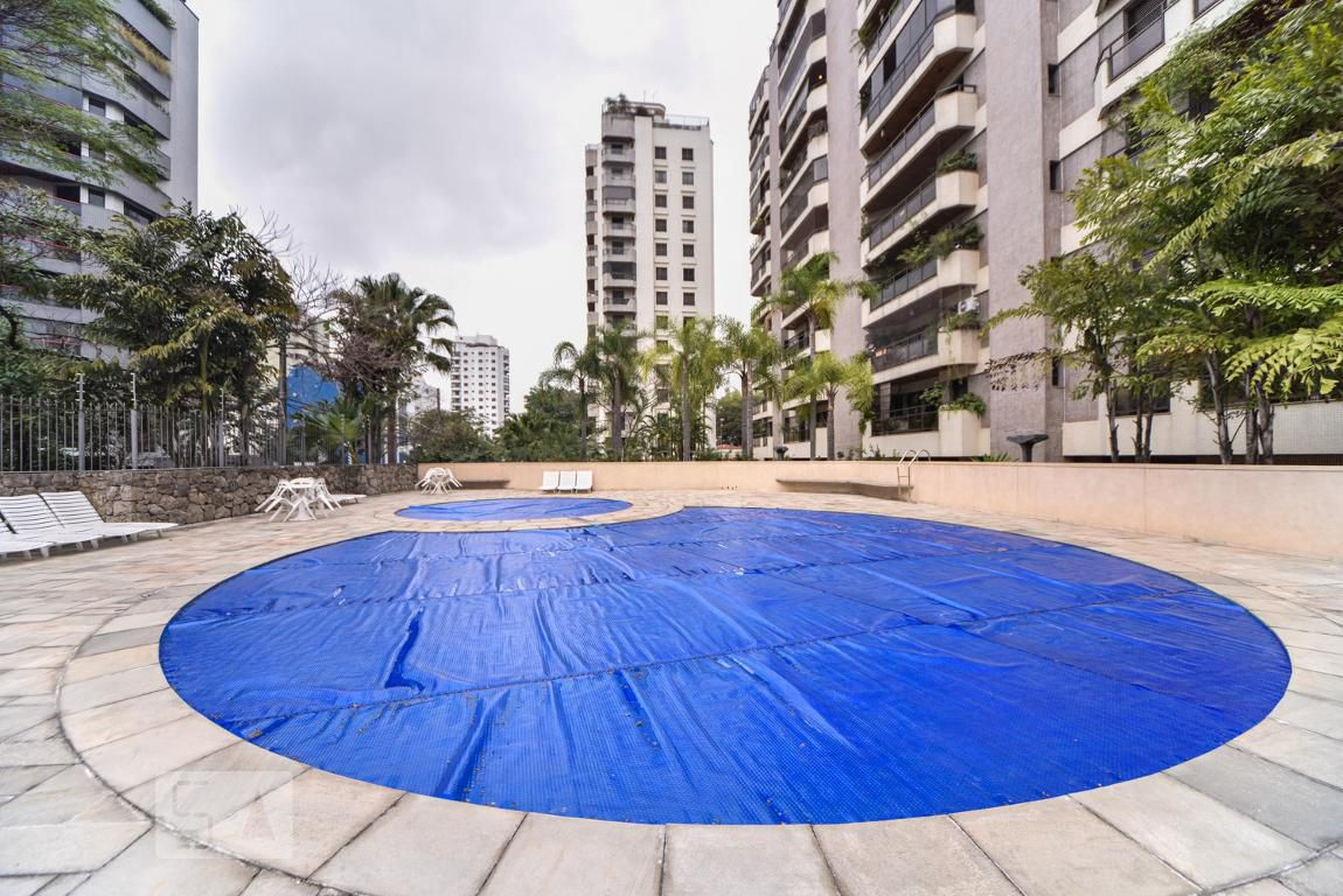 Piscina - Palais Royal