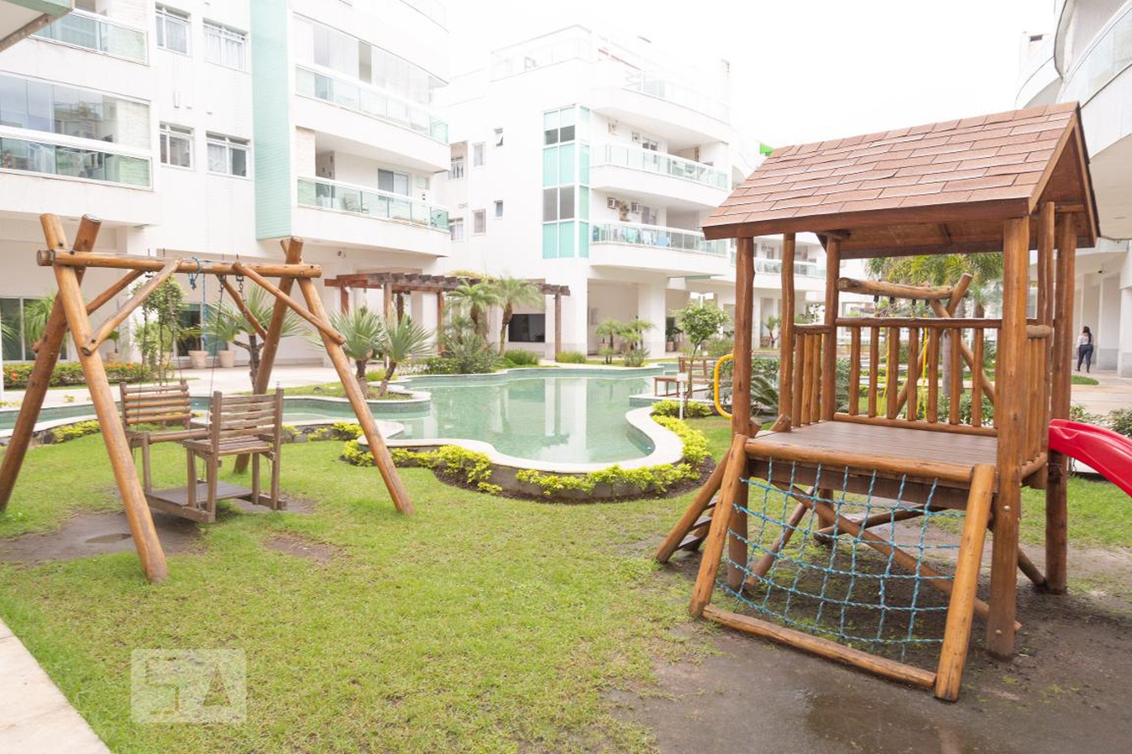 Playground - Le Jour
