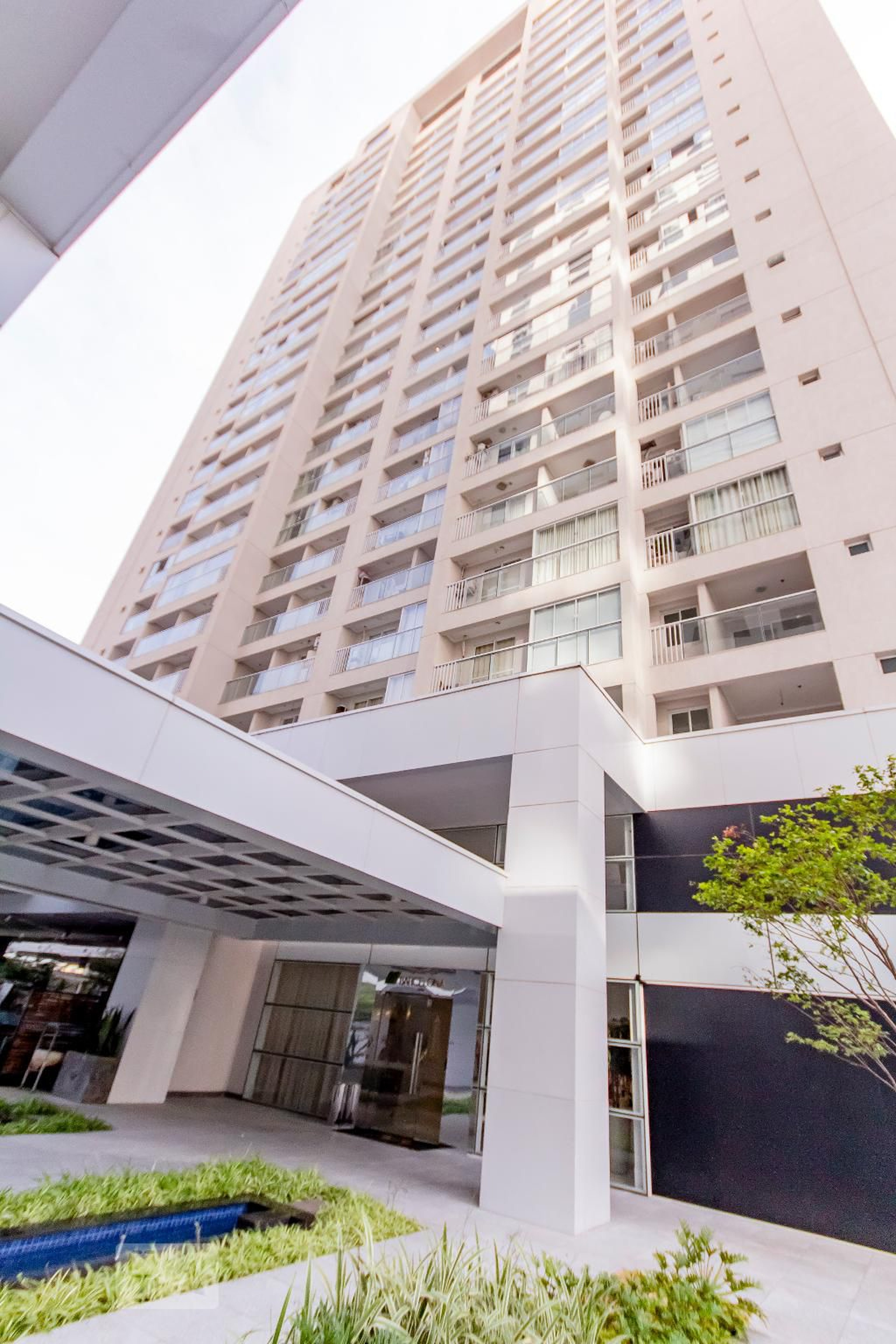 Fachada Condomínio em Avenida Deputado Jamel Cecílio, 2699