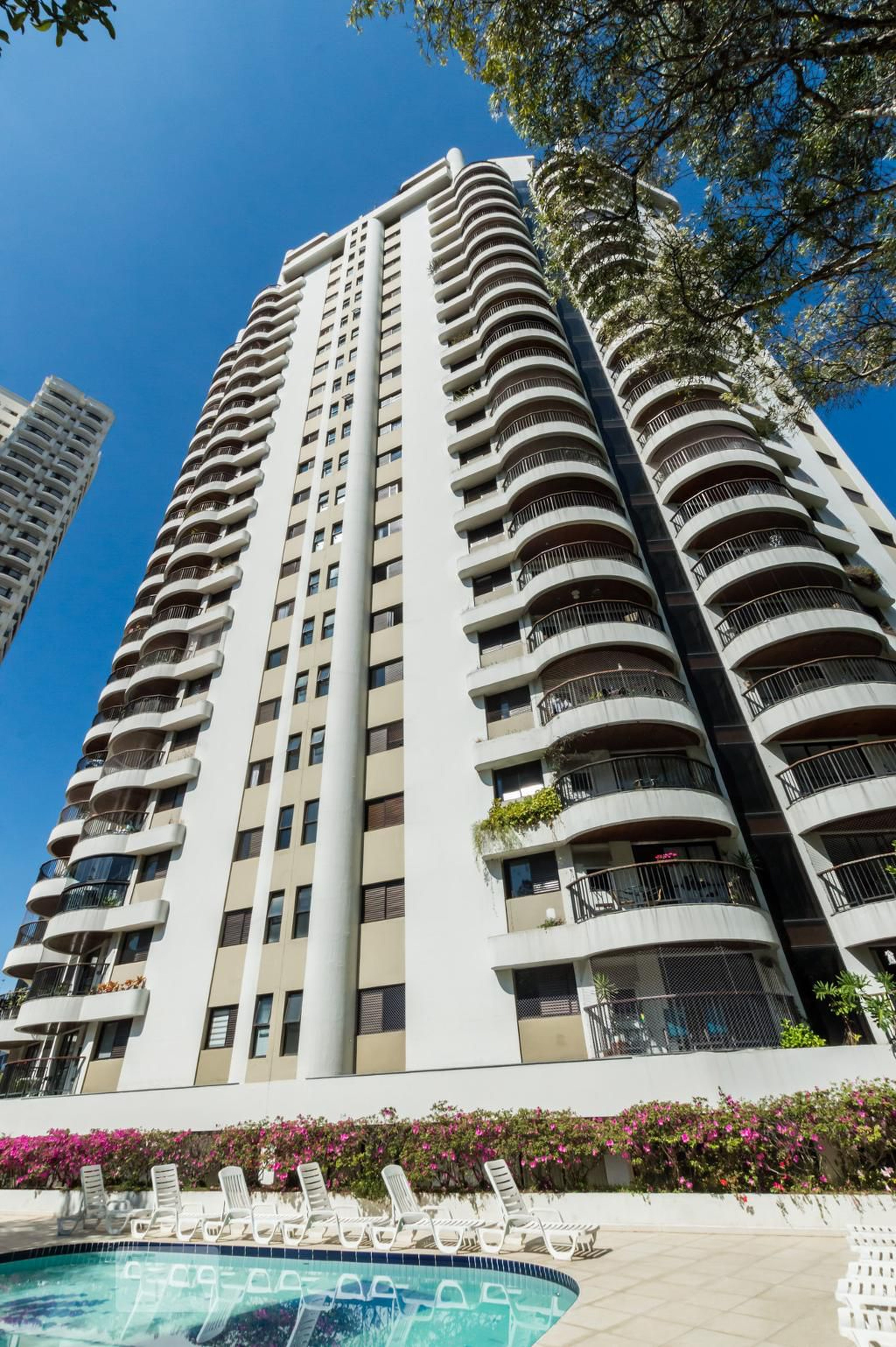 Fachada Condomínio em Alameda Itapecuru, 292