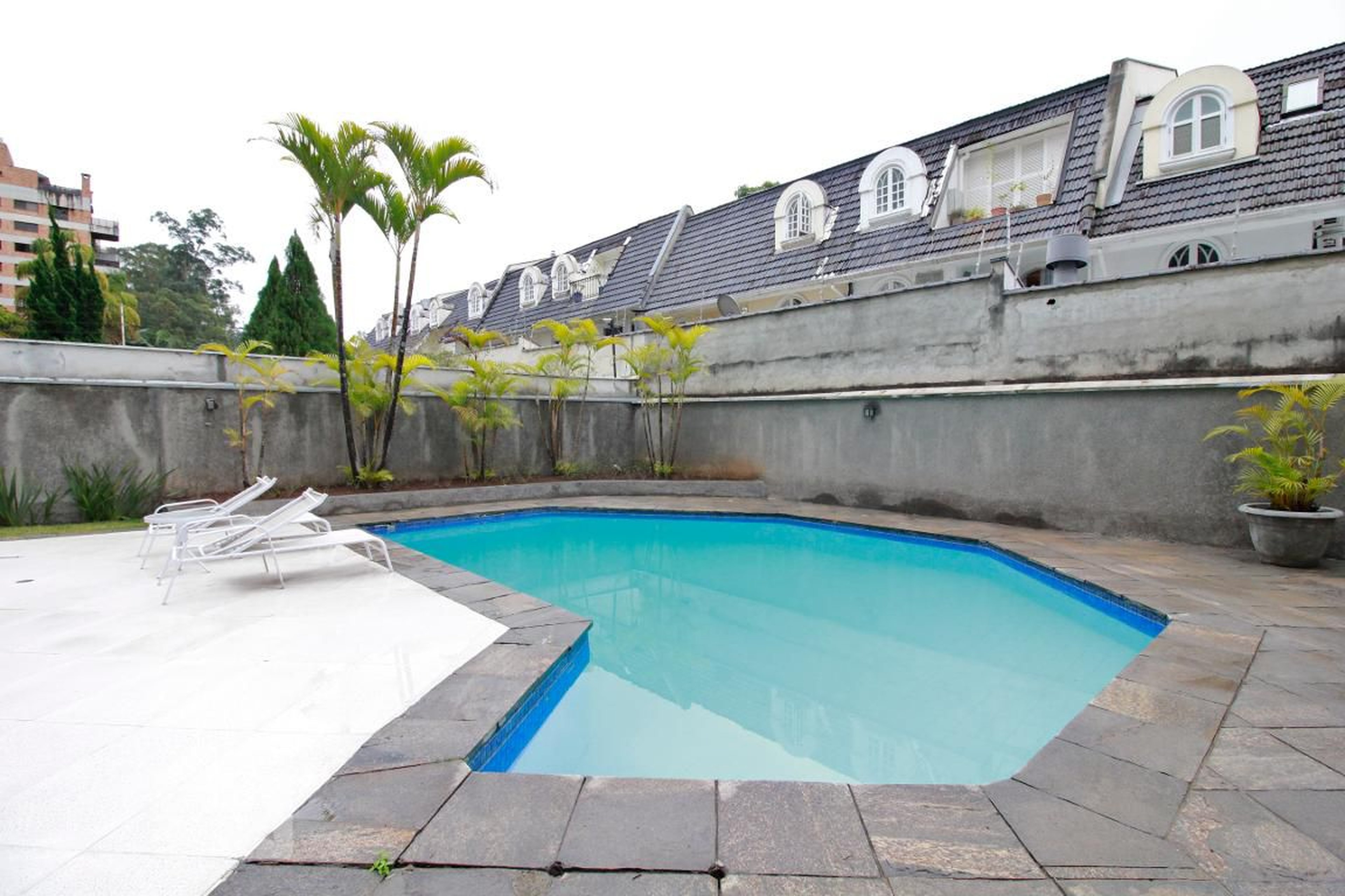 Piscina adulto - Edifício São Paulo Antigo