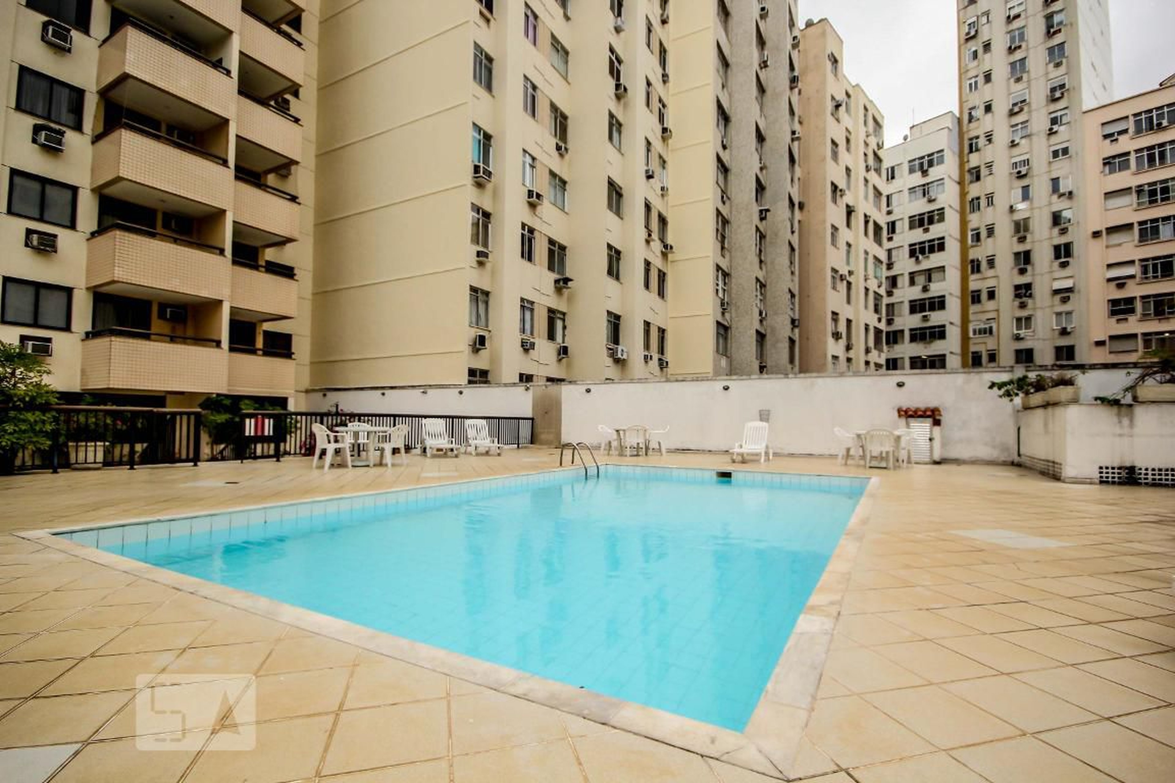 Área da Piscina - Copacabana One Flat