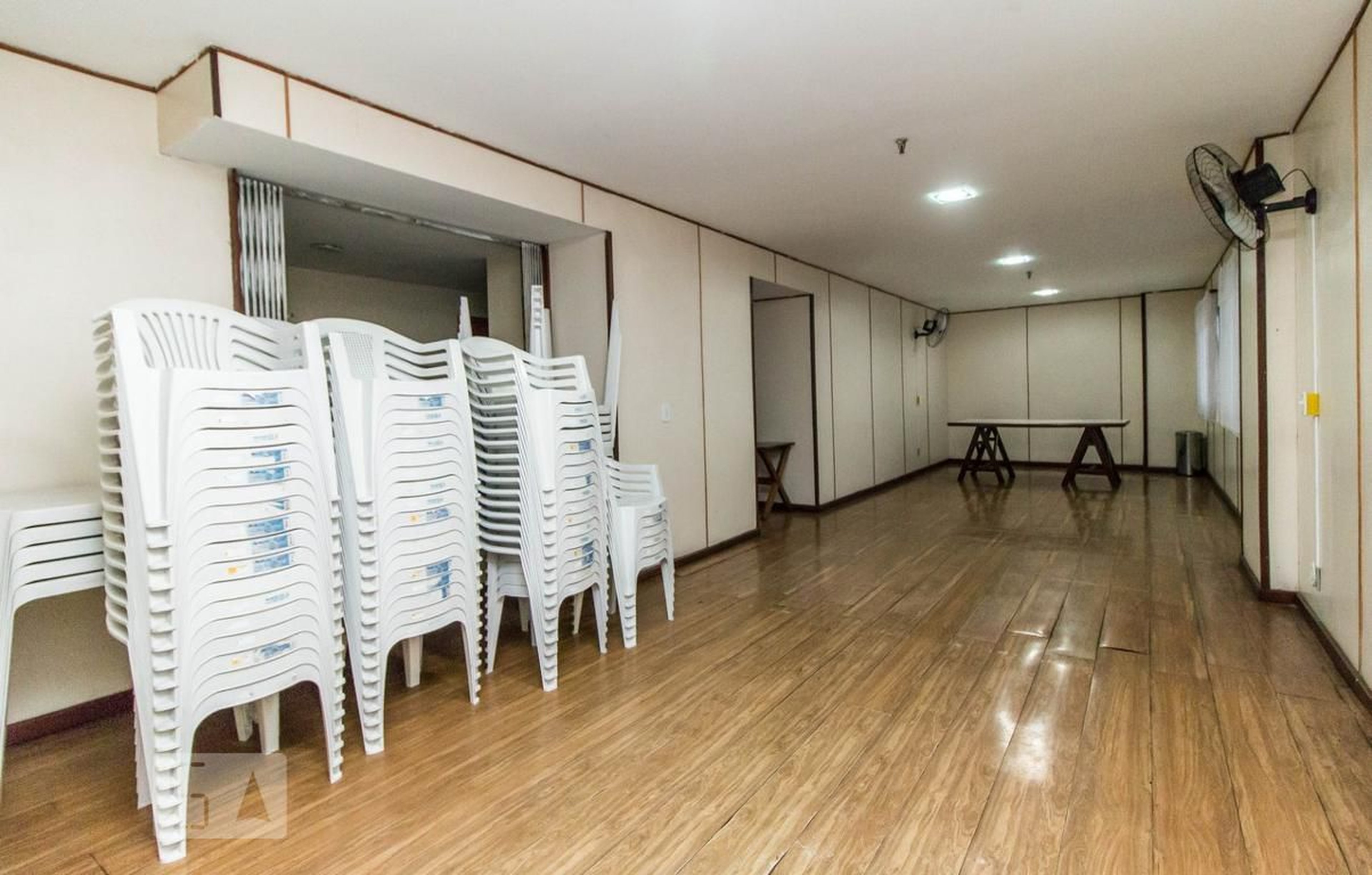 Salão de festas 1 - Bandeirante A. de Gusmão