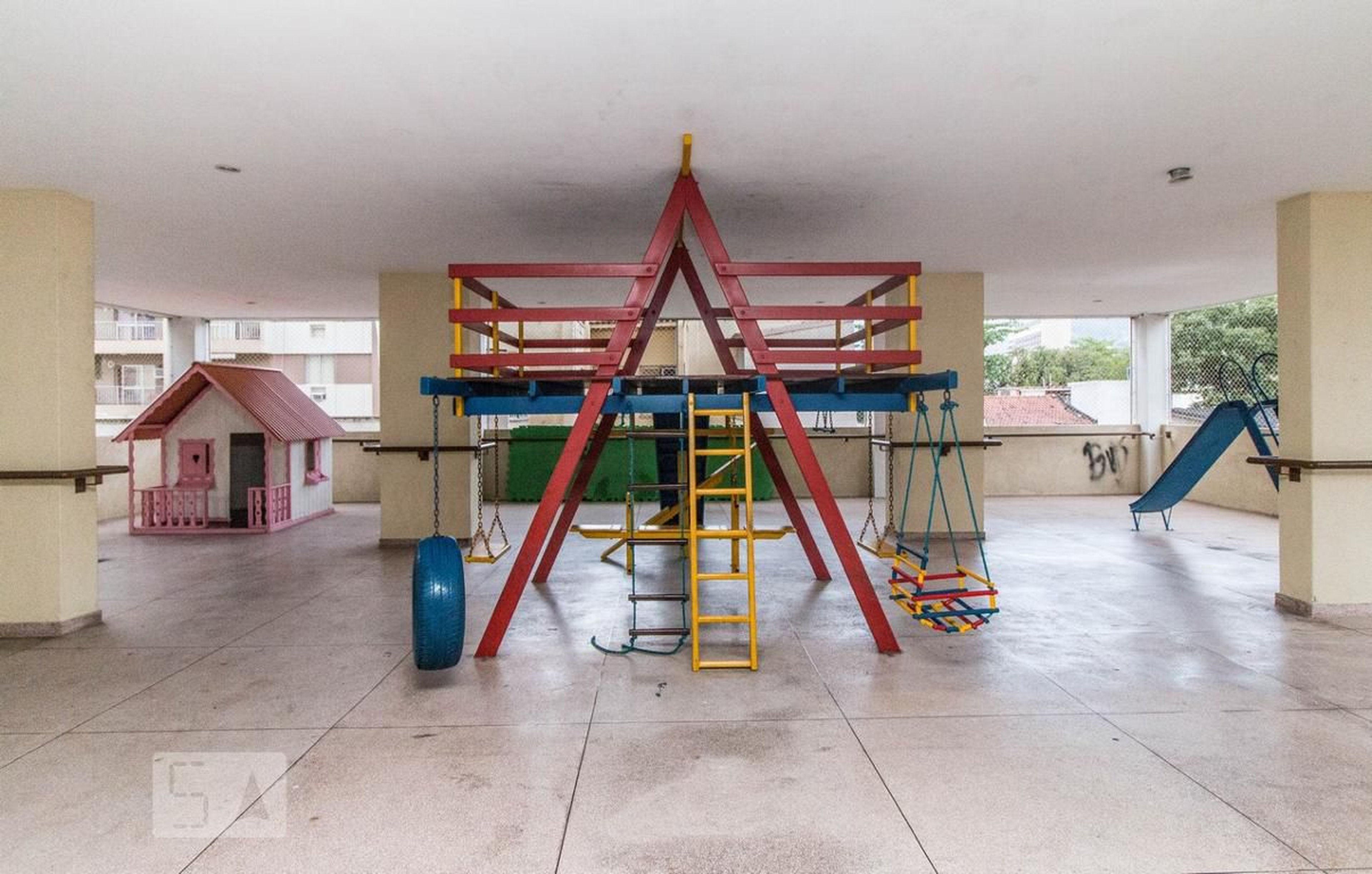 Playground - Bandeirante A. de Gusmão