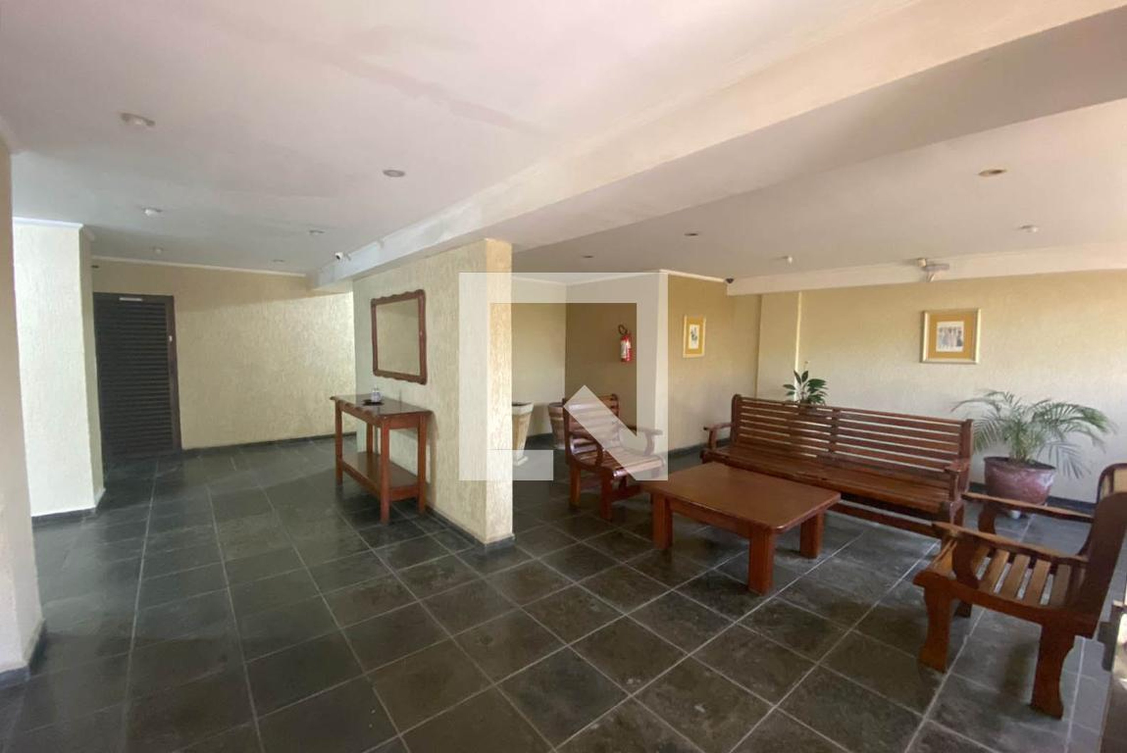 Hall - Conjunto Habitacional Miraflores I