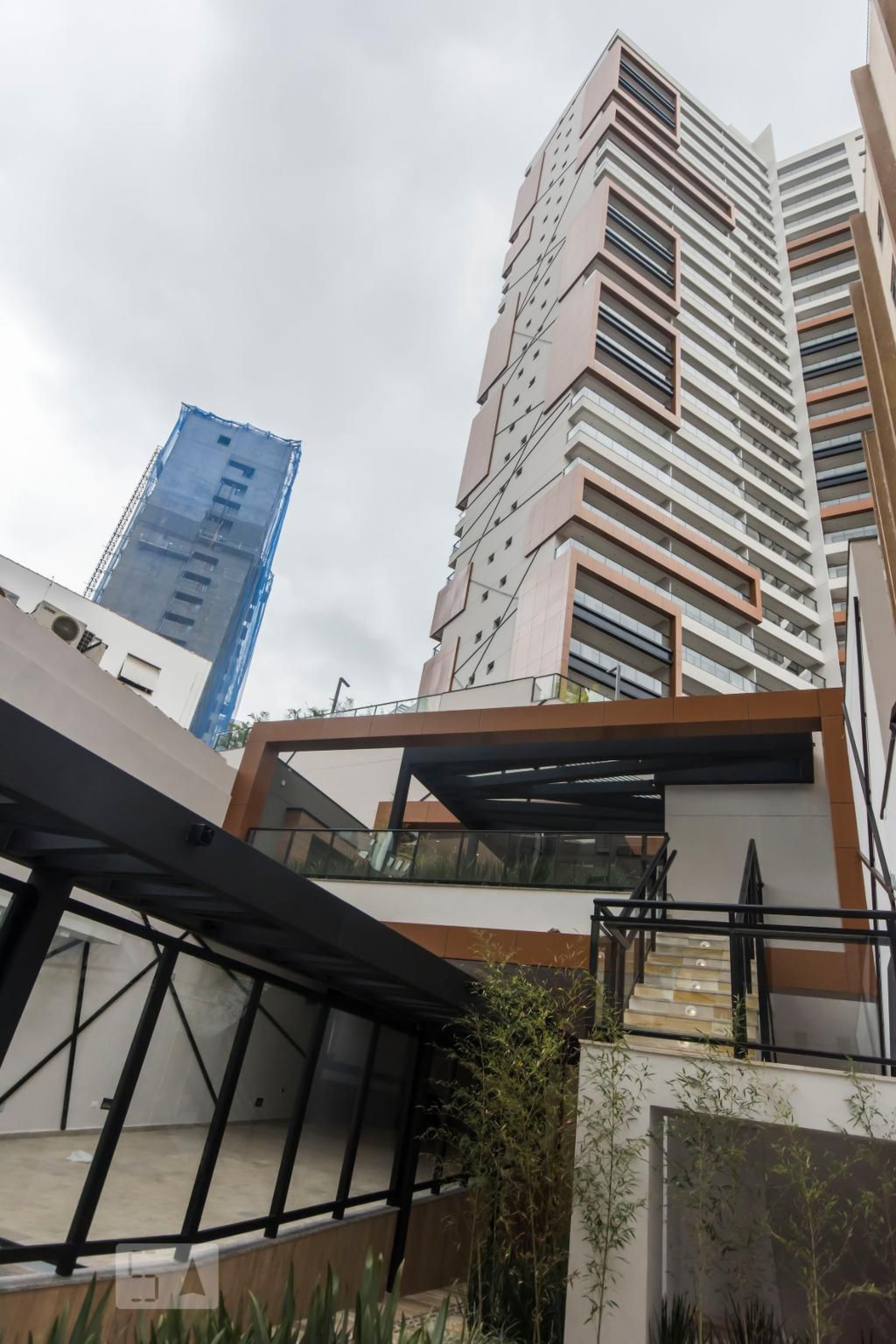 Fachada Condomínio Helbor Num Vila Nova