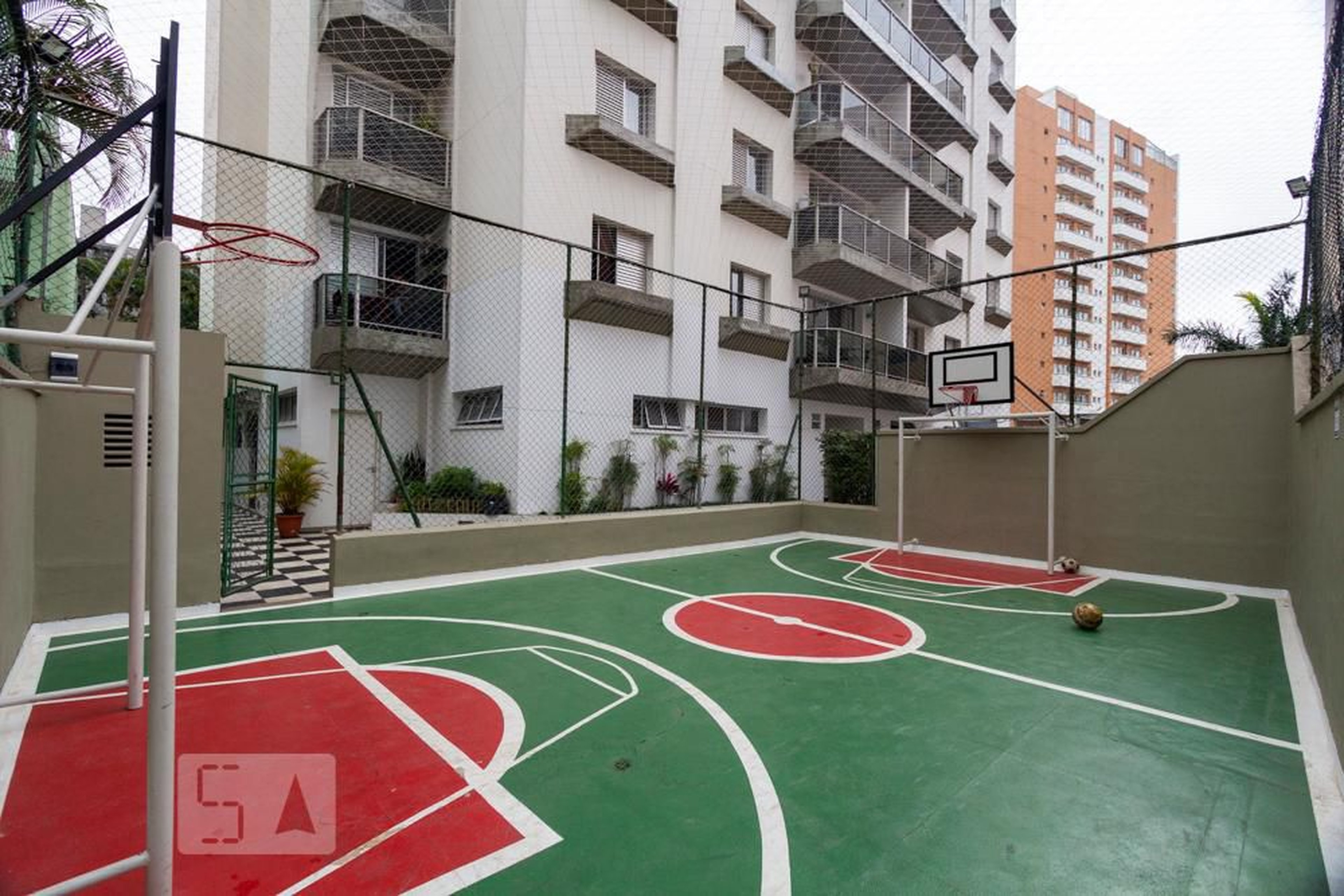 Quadra poliesportiva - Vila Grenoble