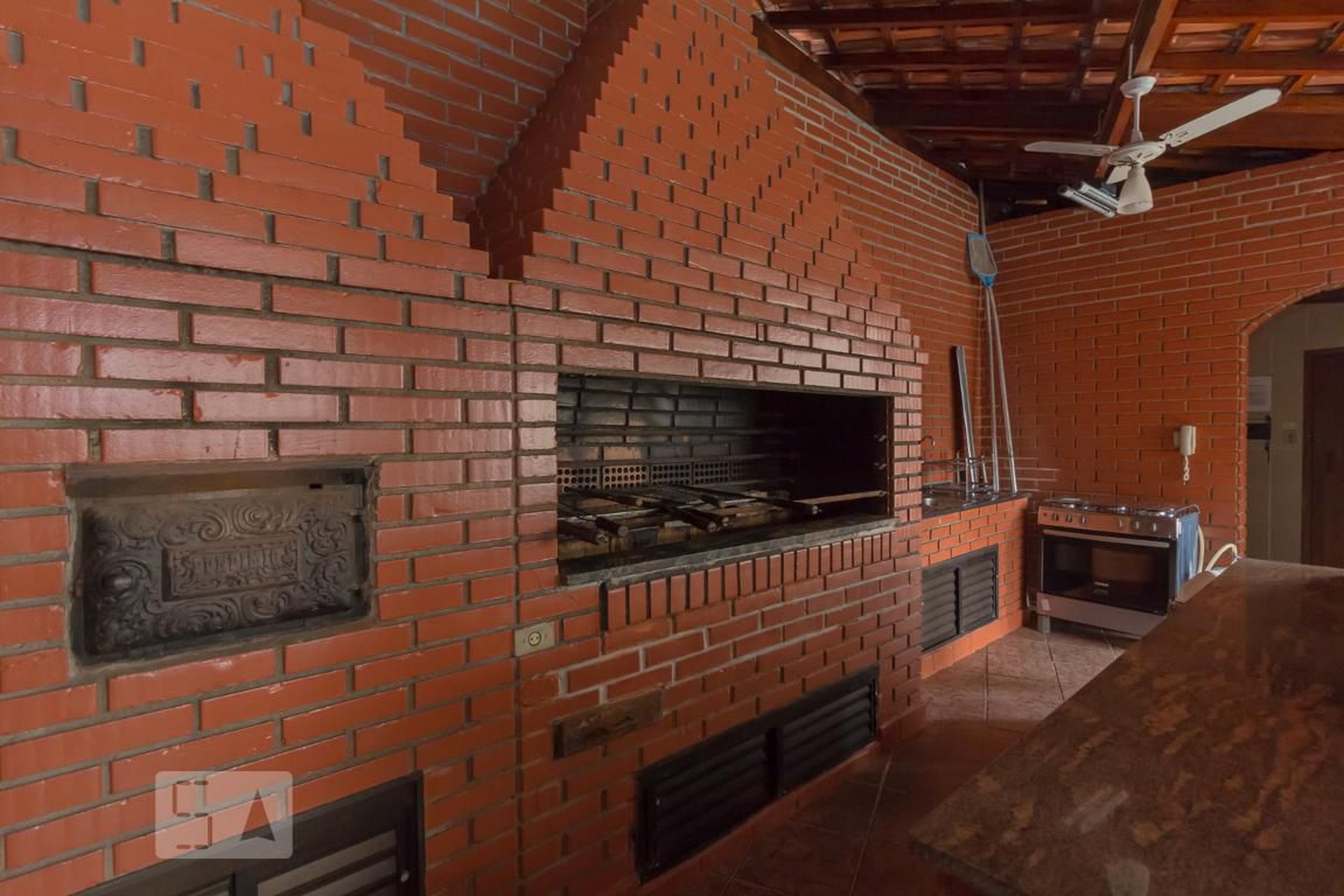 Churrasqueira - Serro Mar