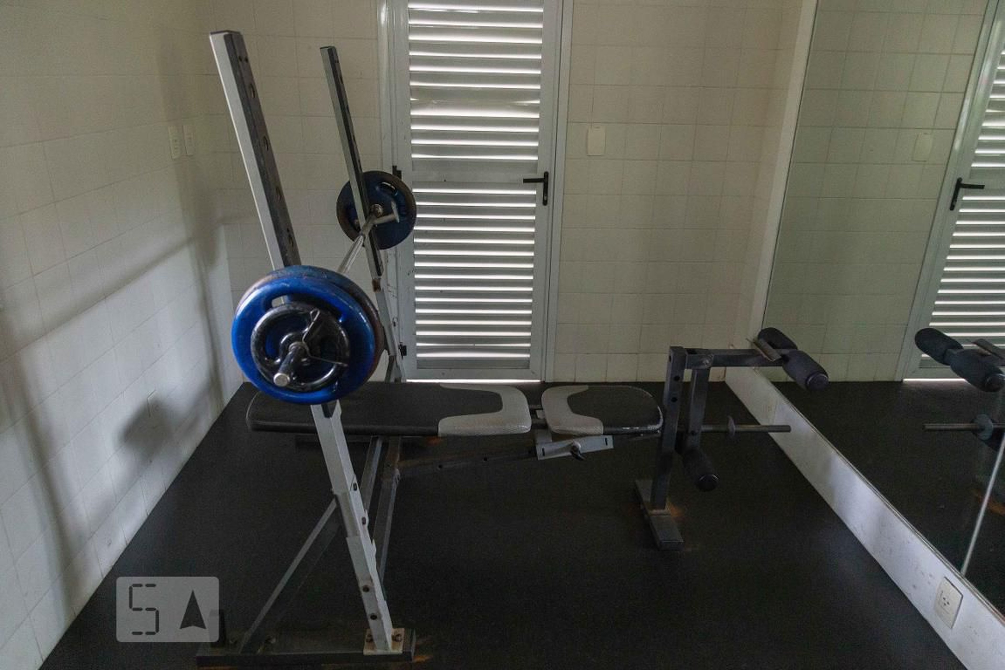 Academia - Americas Park