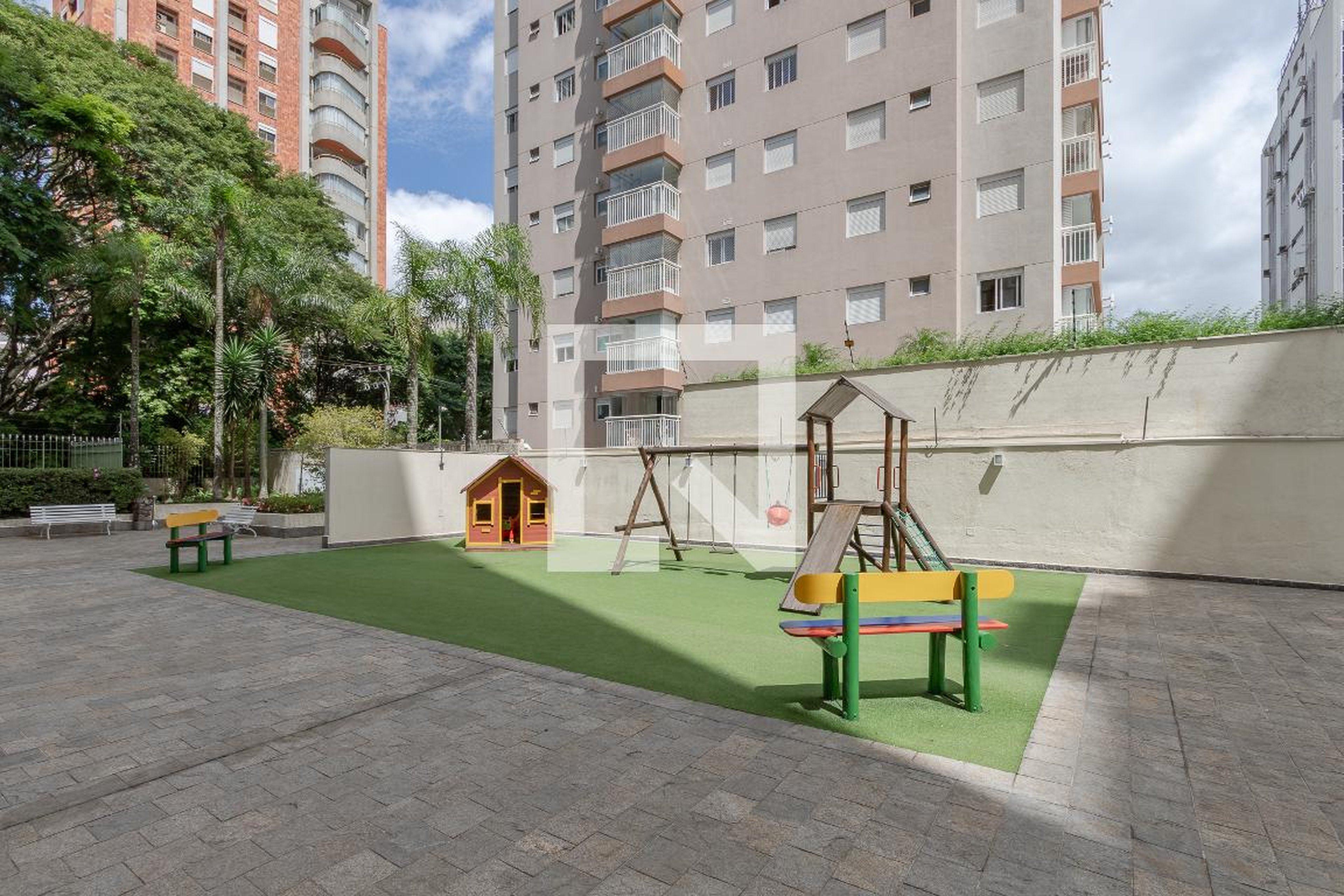 Playground - Ed Maison Champs Elisees