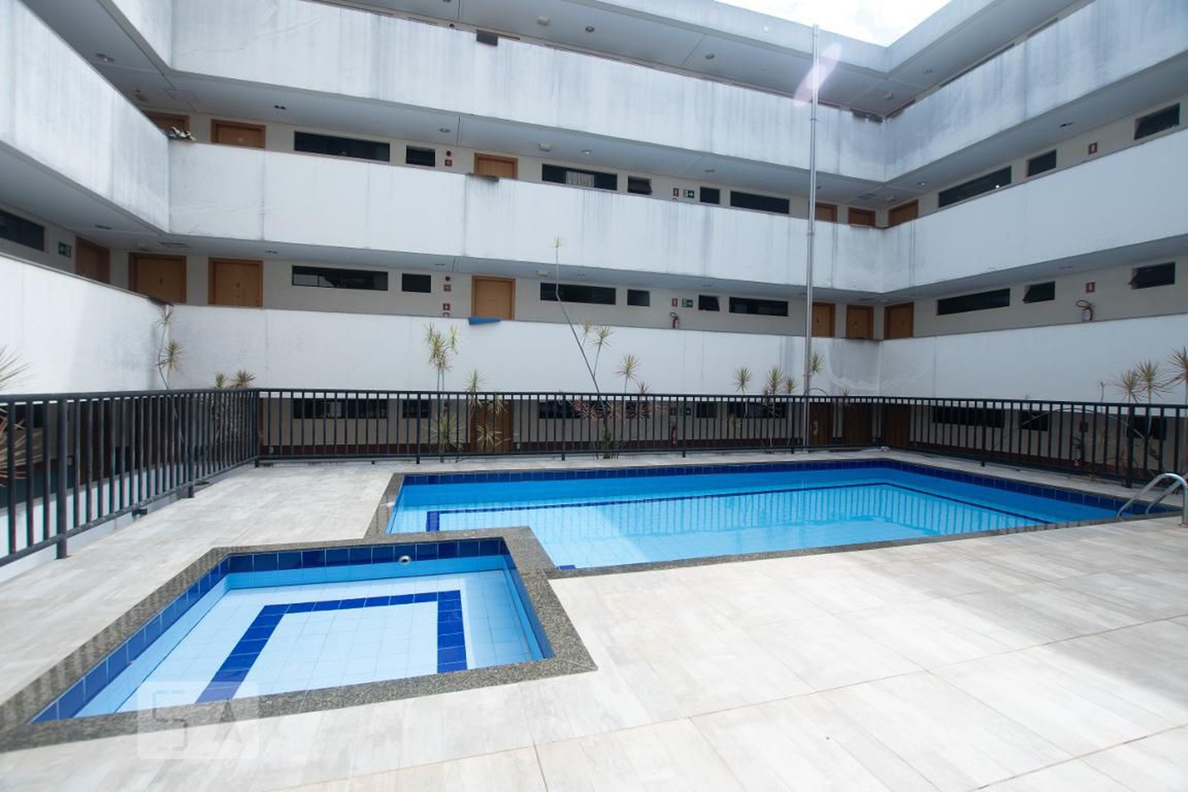 Área comum - Piscina Edifício Monumental Center