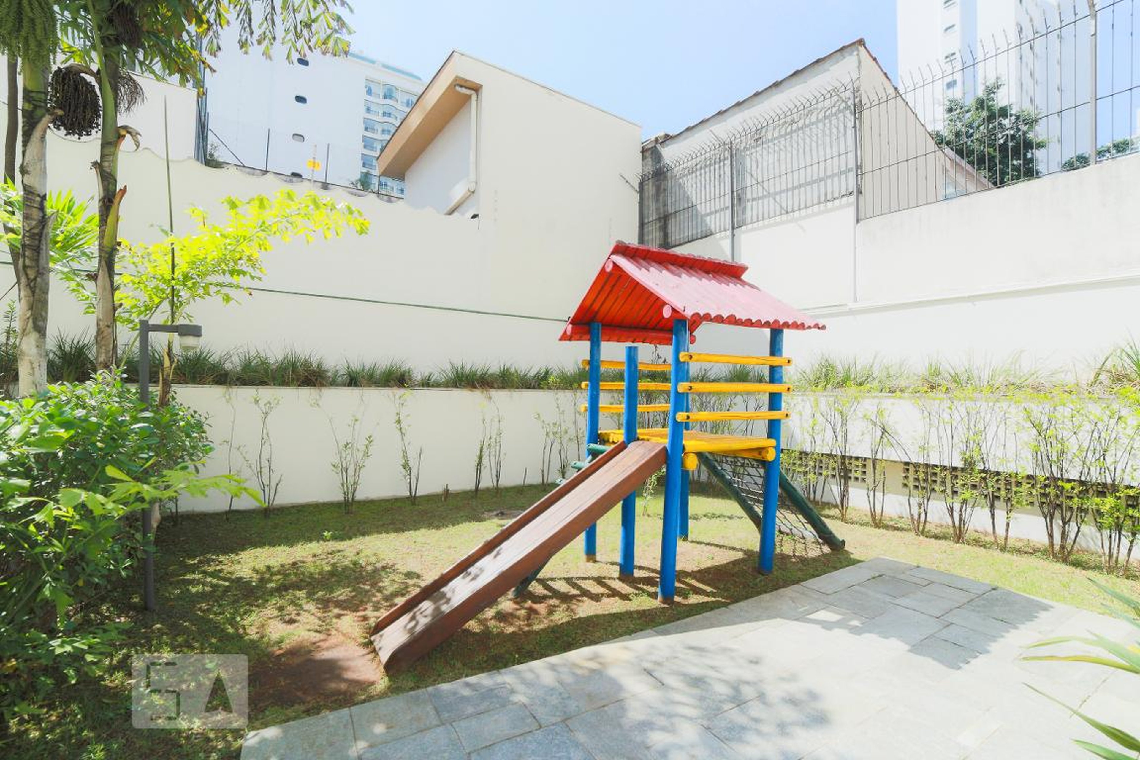 Playground - Edifício Persona