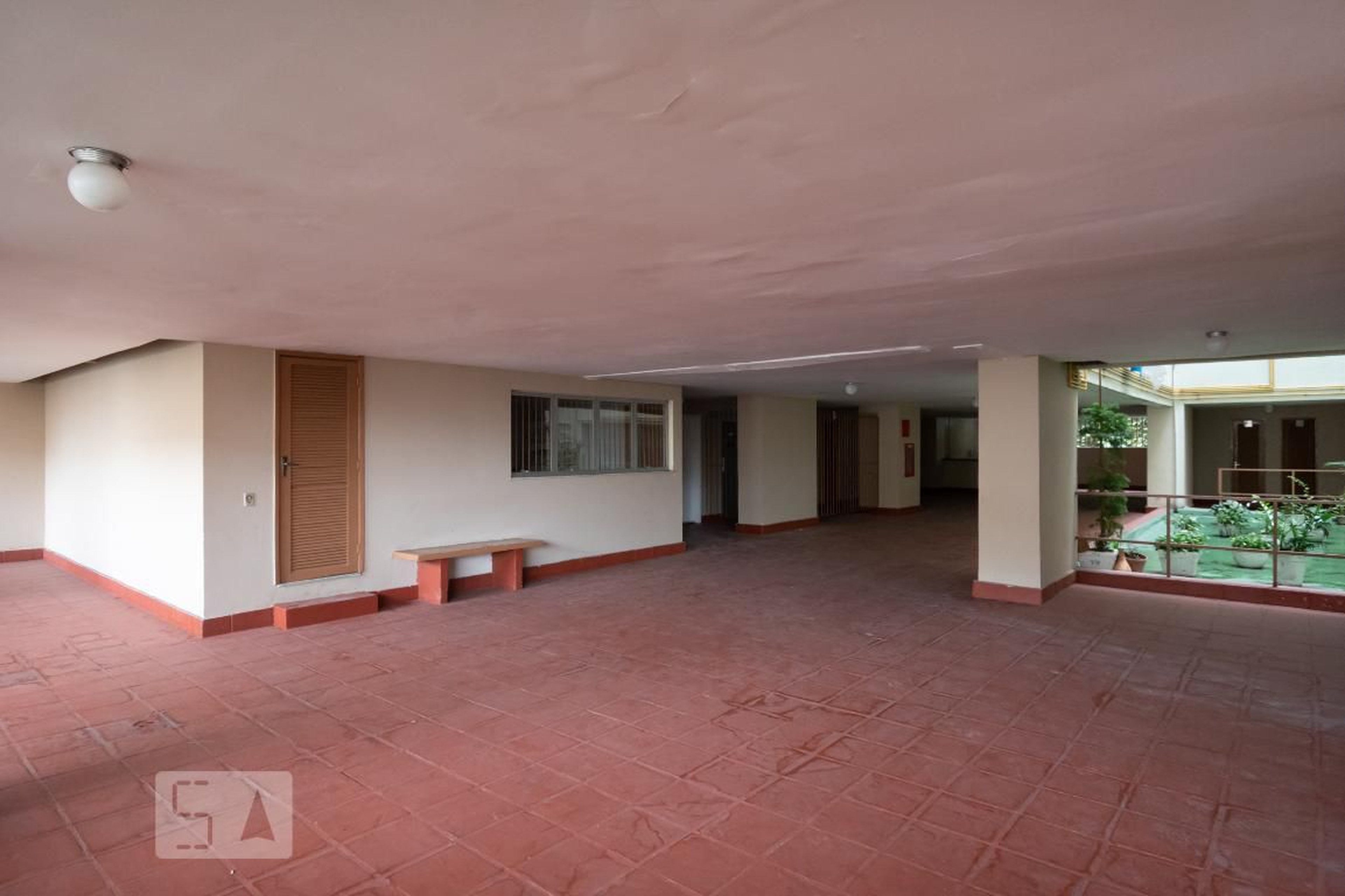 Playground - Edifício Príncipe D'Orange