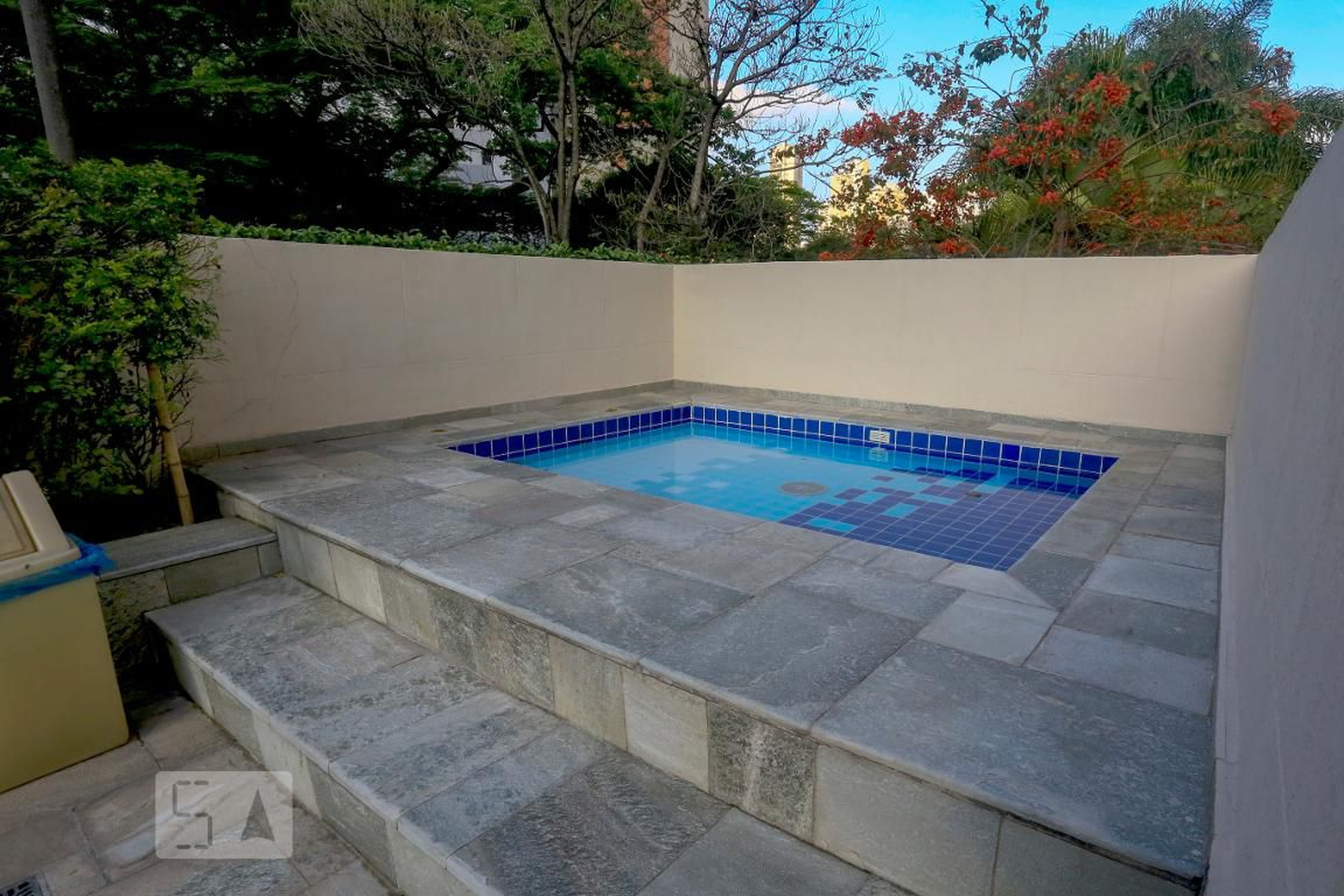 Piscina Infantil - Burgos do Sumaré