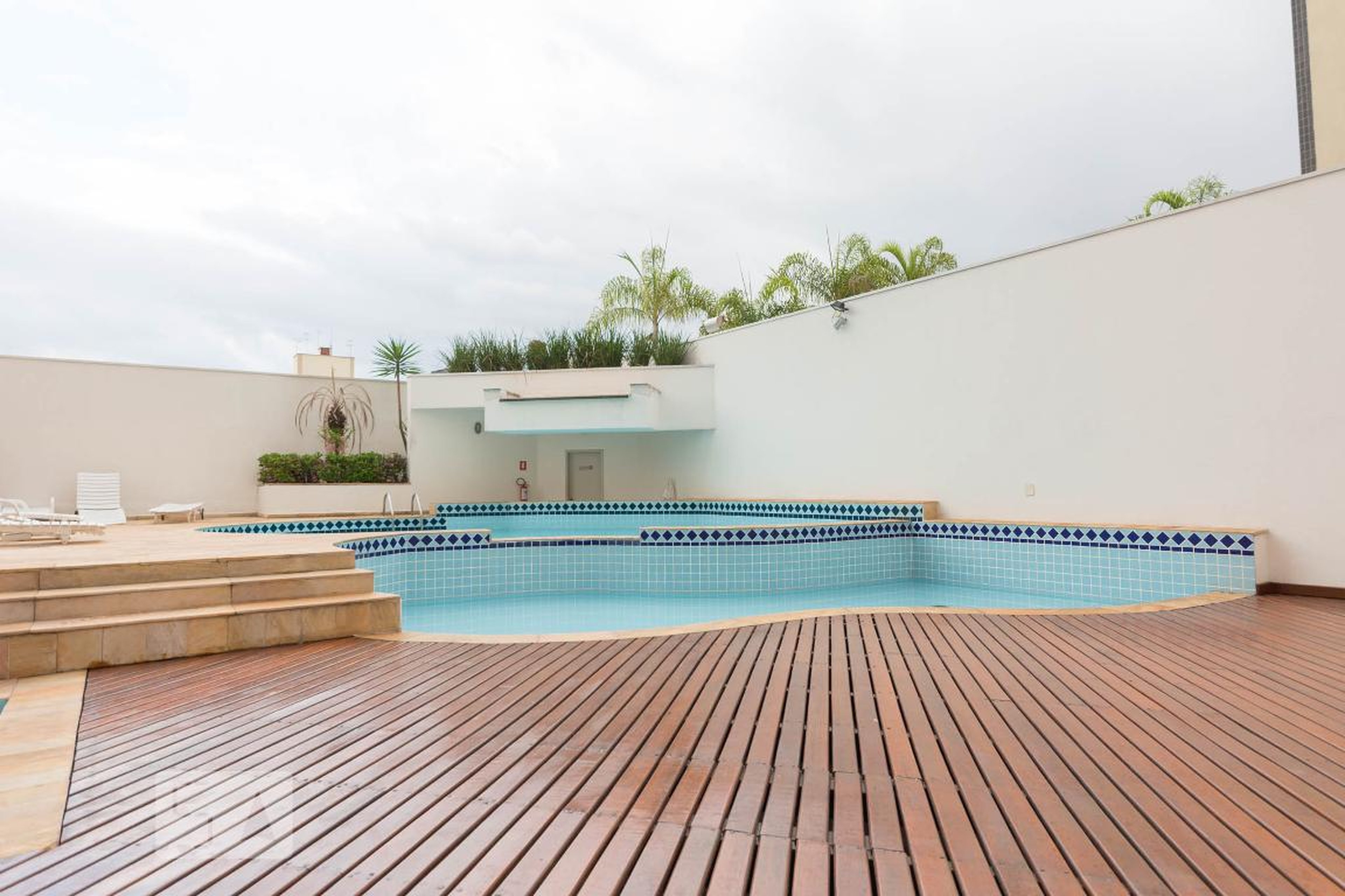 Piscina - Residencial Canadá